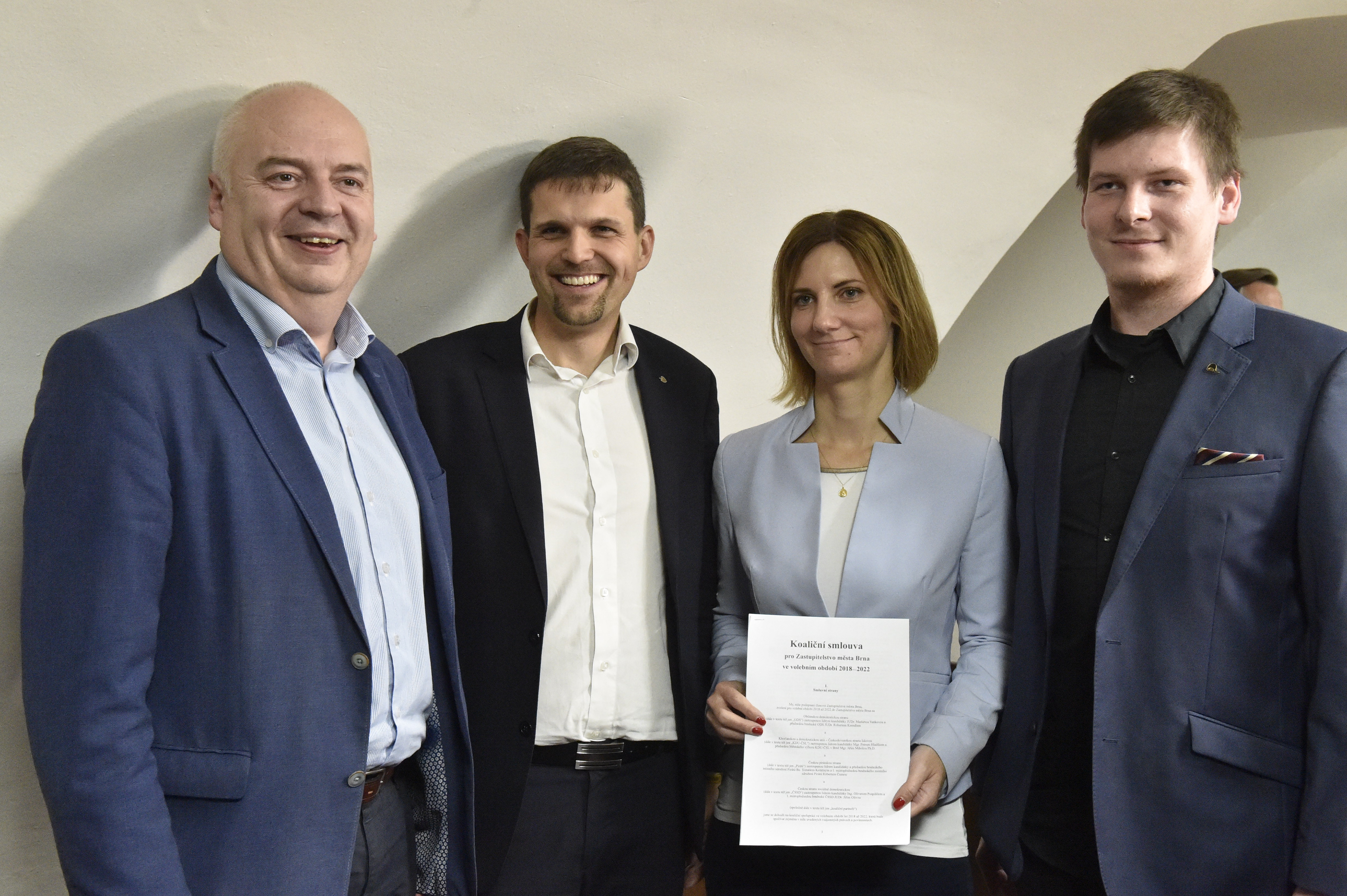 Zástupci koalice v Brně složené z ODS, KDU-ČSL, Pirátů a ČSSD představili 23. října 2018 v Brně koaliční smlouvu. Zleva Oliver Pospíšil z ČSSD, Petr Hladík z KDU-ČSL, Markéta Vaňková z ODS a Tomáš Koláčný z Pirátů 
 
