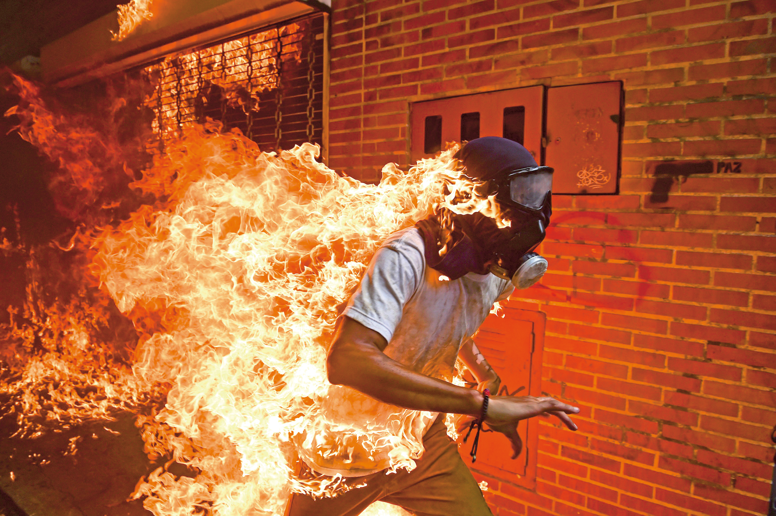 Ronaldo Schemidt, World Press Photo 2018