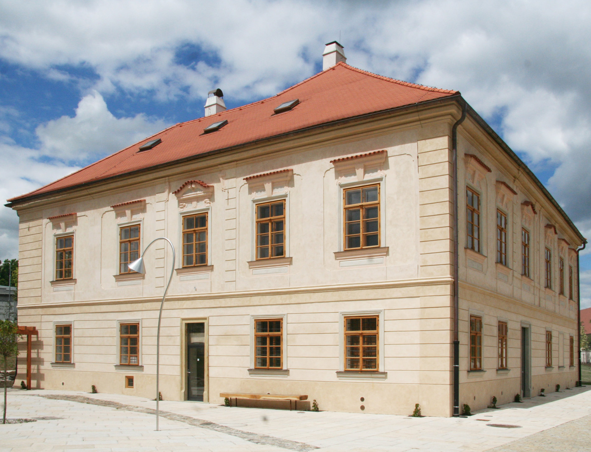 Pozoruhodná renovace Staré koleje a severního křídla Jezuitské koleje v Kutné Hoře.