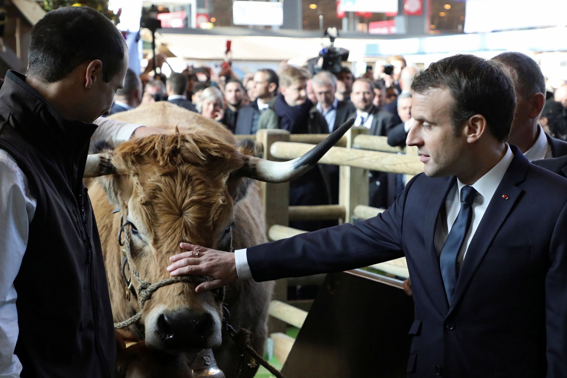 Emmanuel Macron na zemědělském veletrhu