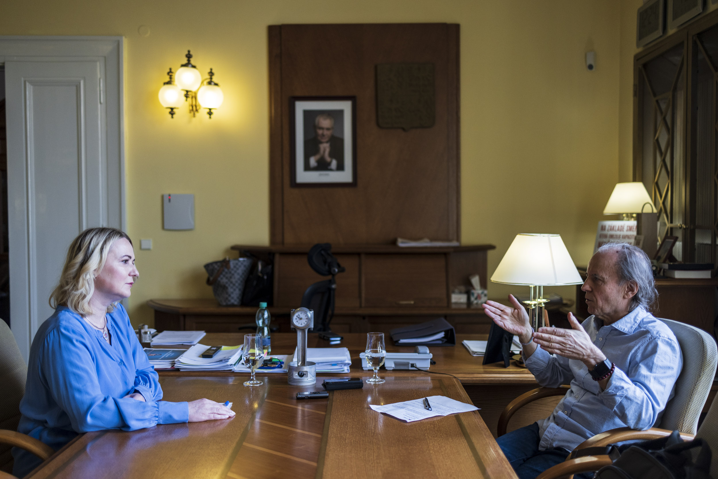 Jaroslav Spurný během rozhovoru s Janou Černochovou, 2022