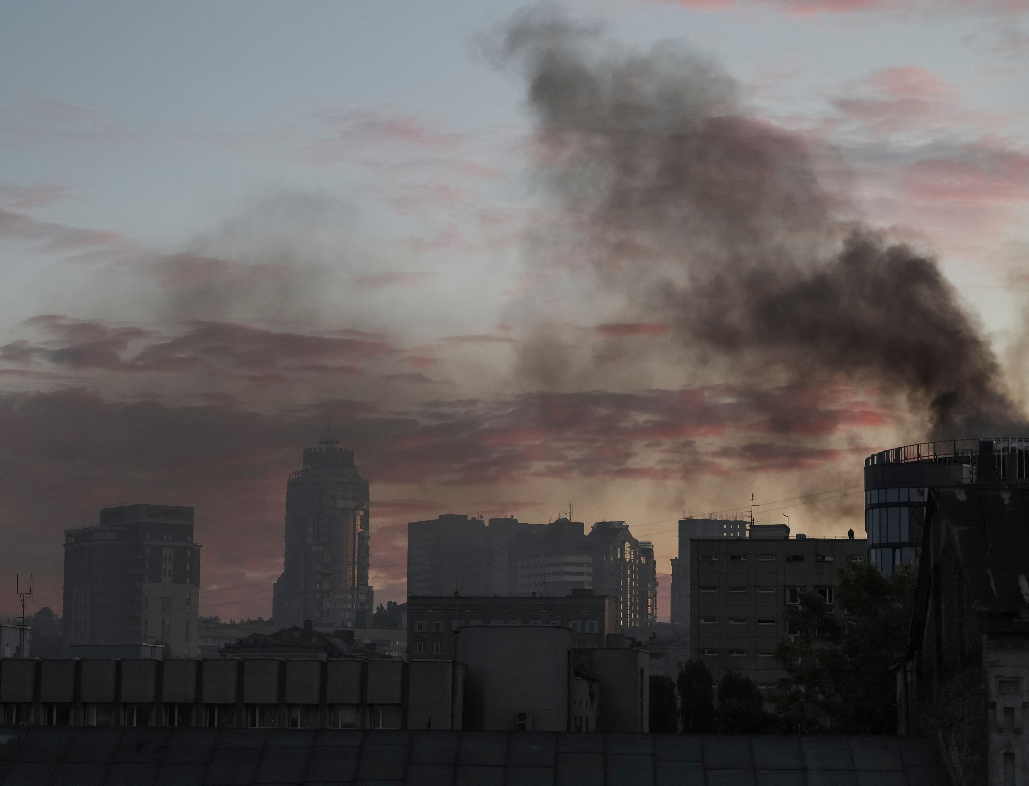 Smoke rises after a Russian drones strike, which local authorities consider to be Iranian made unmanned aerial vehicles (UAVs) Shahed-136, amid Russia's attack on Ukraine, in Kyiv, Ukraine October 17, 2022. REUTERS/Gleb Garanich
