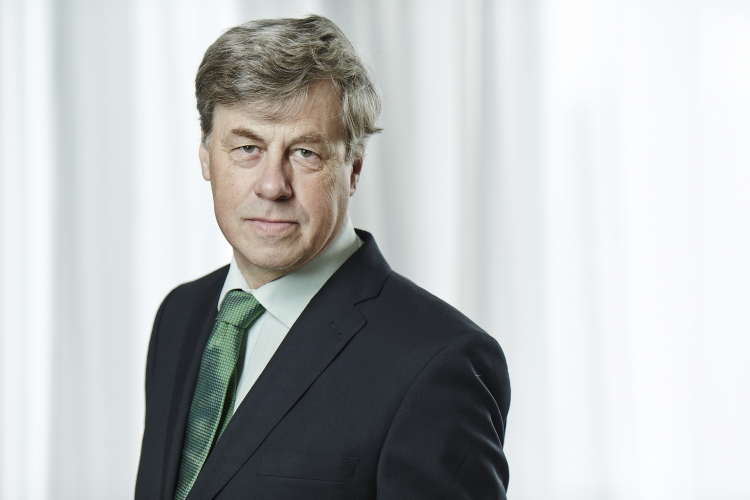 Paul Hillier: Chci, aby se zpěváci skutečně soustředili na obsah; rozuměli tomu, co zpívají, a předstupovali před publikum jako herci na divadle.