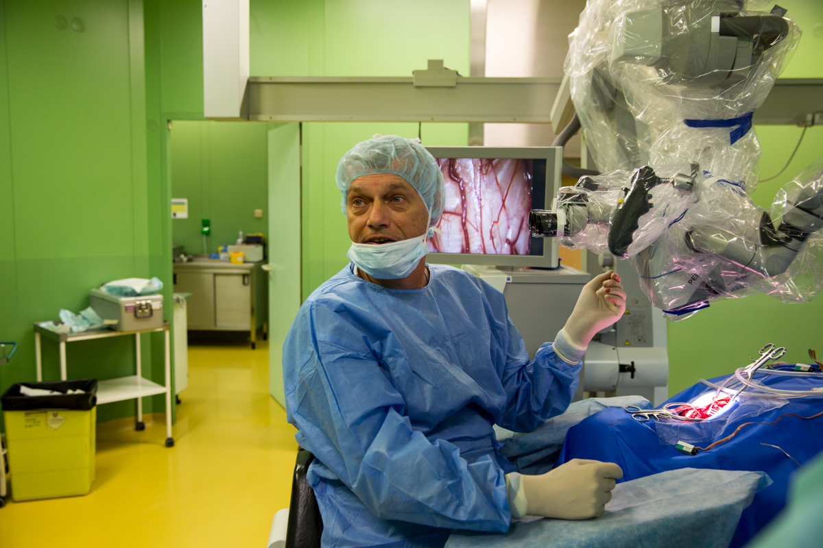 prof. MUDr. Vladimír Beneš, DrSc., přednosta Neurochirurgické kliniky v Praze