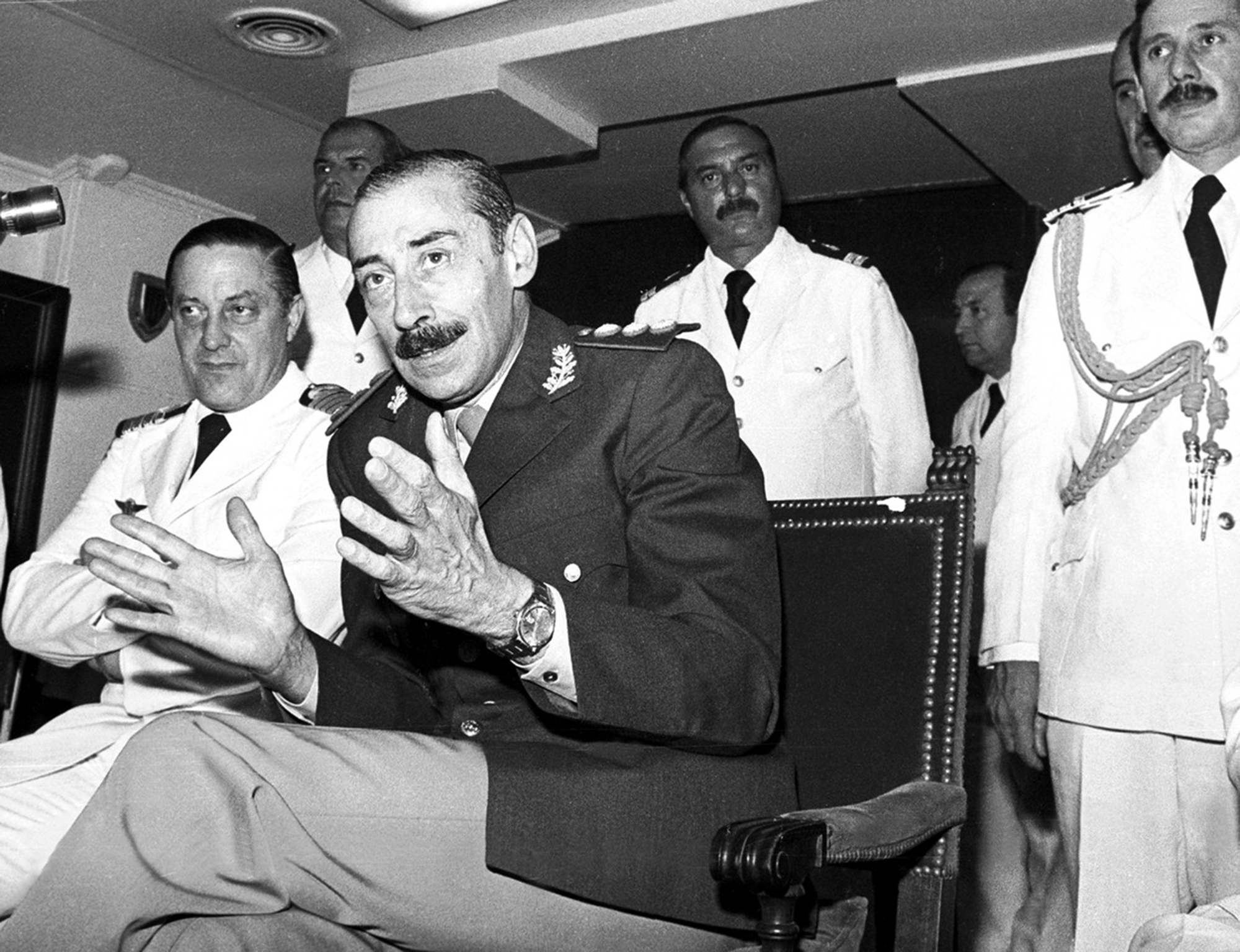 Jorge Rafael Videla, 1976
