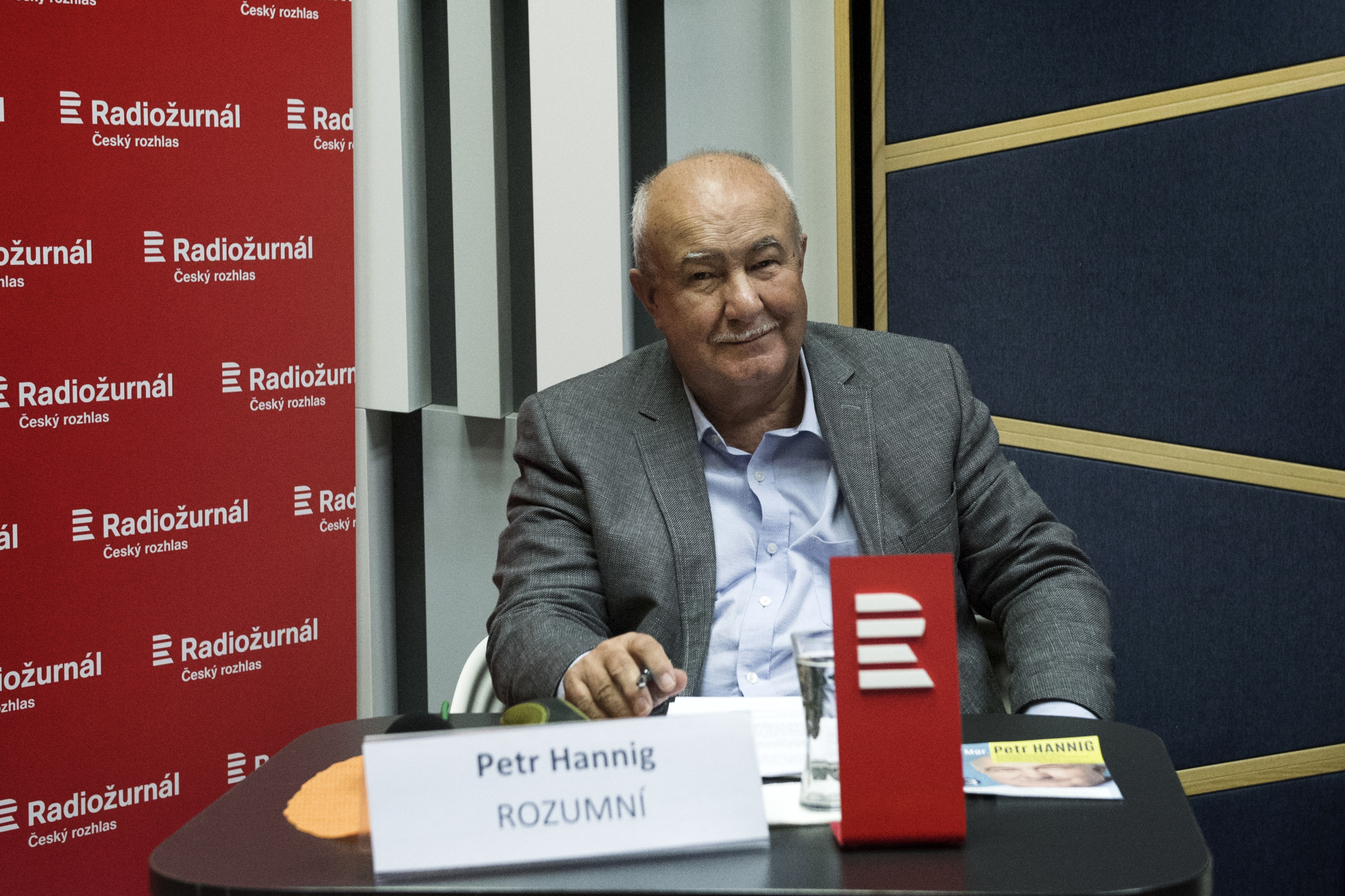 Druhá ze tří rozhlasových předvolebních debat; ilustrační foto