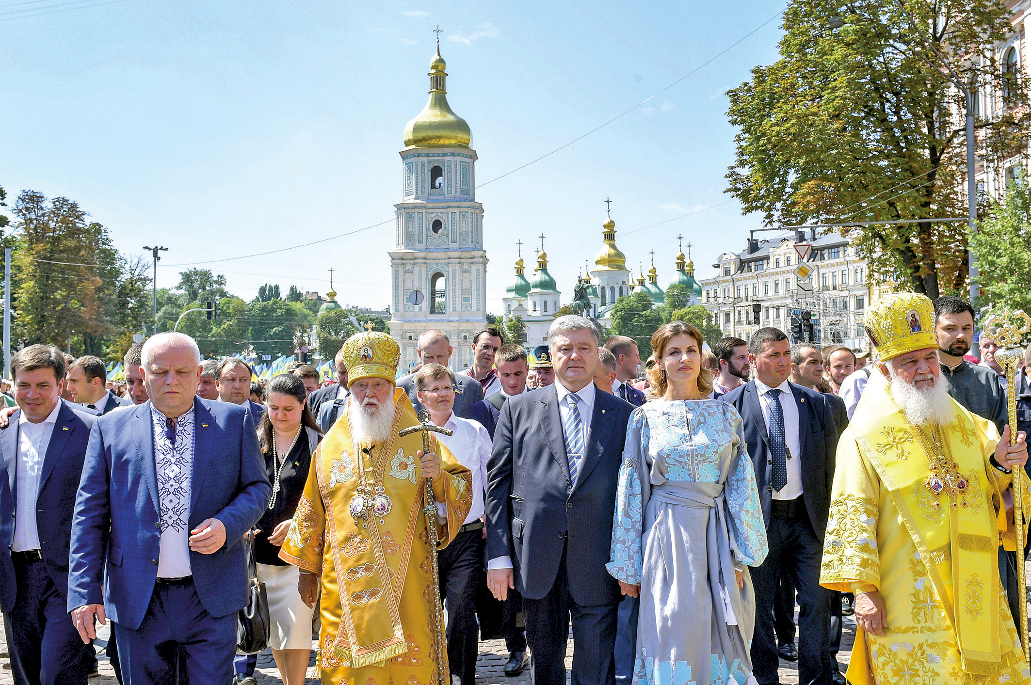 Patřím k těm druhým, ale fandím vám. (Petro Porošenko a patriarcha Filaret)