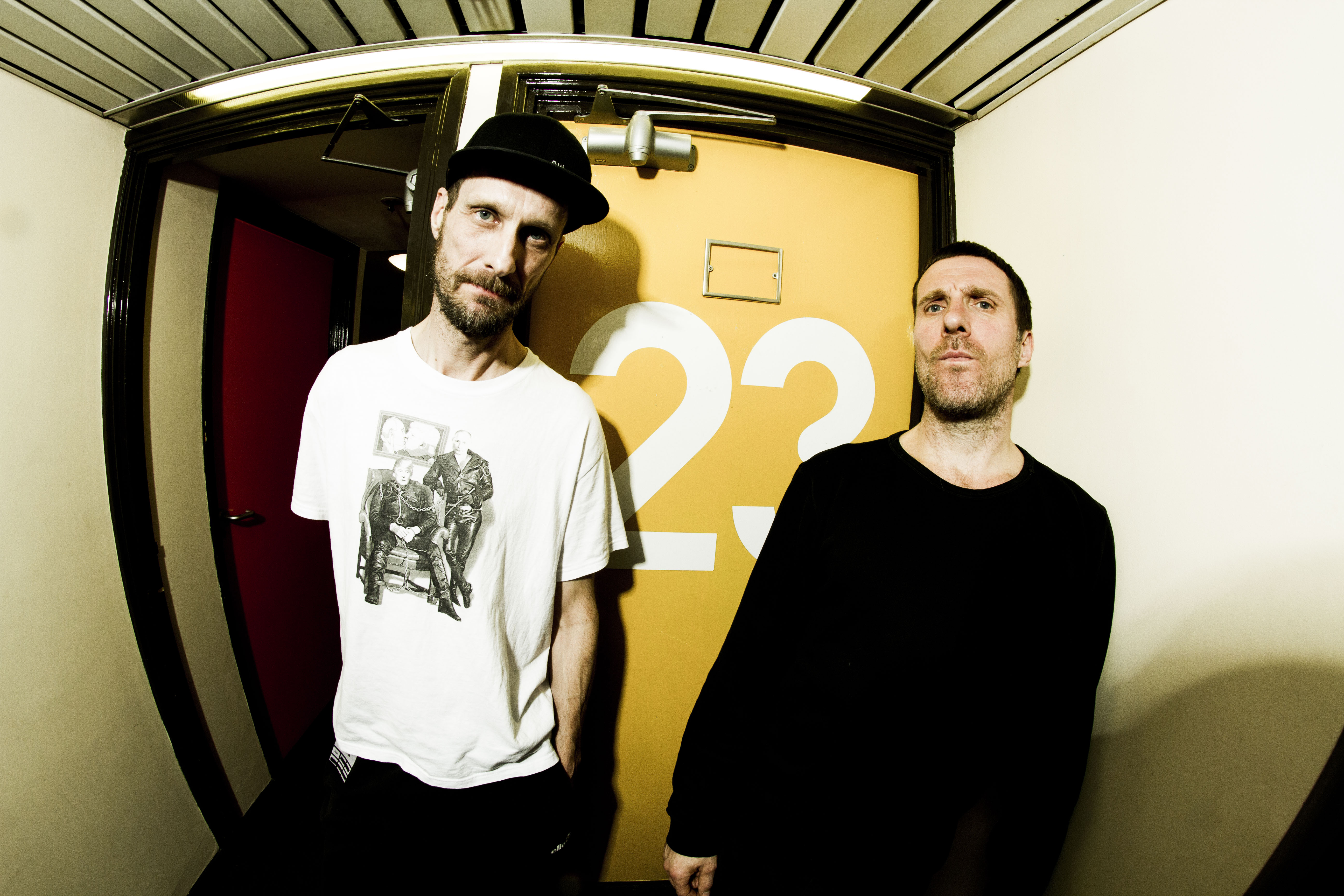 Slefarod Mods, zprava  Jason Williamson a Andrew Fearn