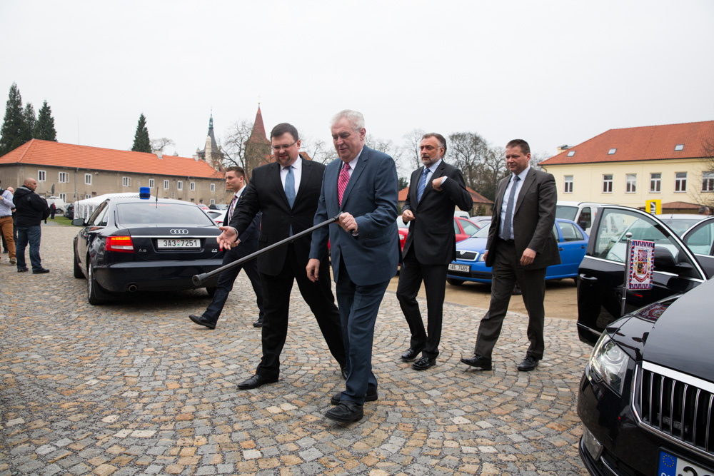 snem Starostove a Nezavisli