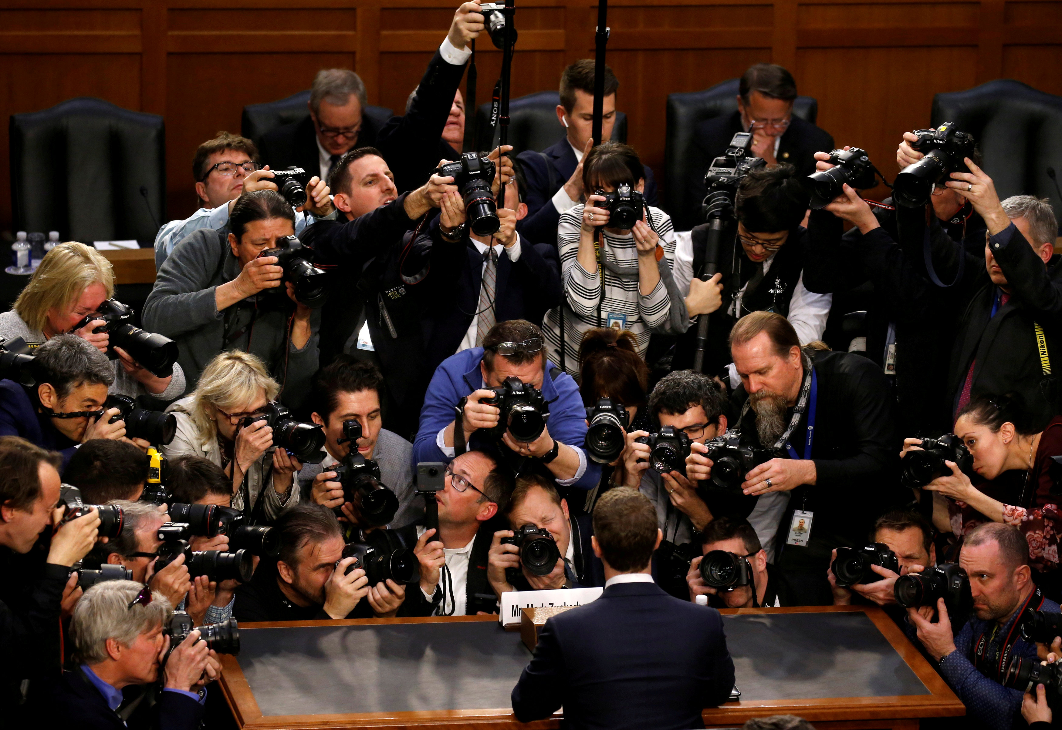 Mark Zuckerberg v Kongresu