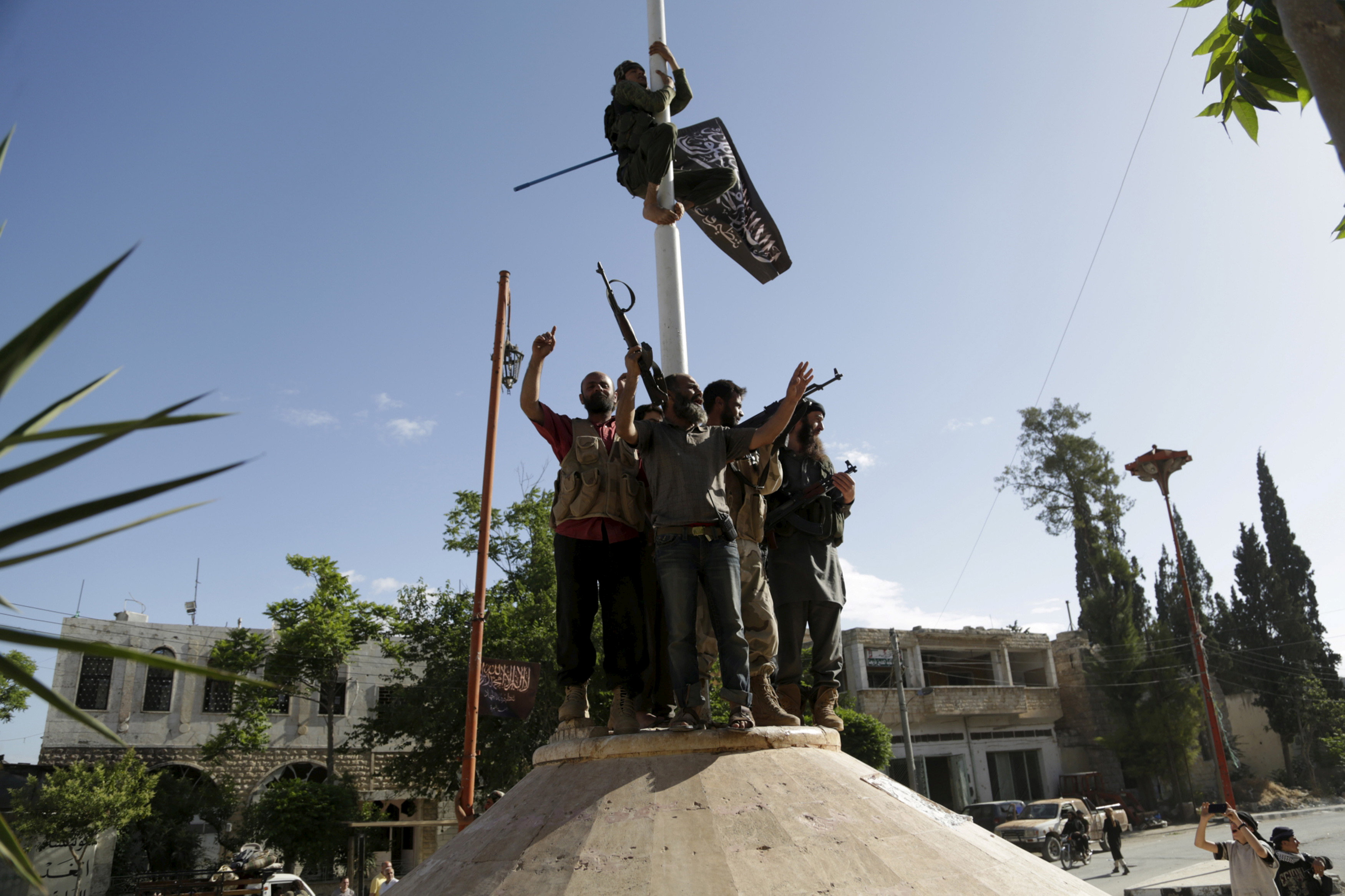 Členové Fronty an-Nusra