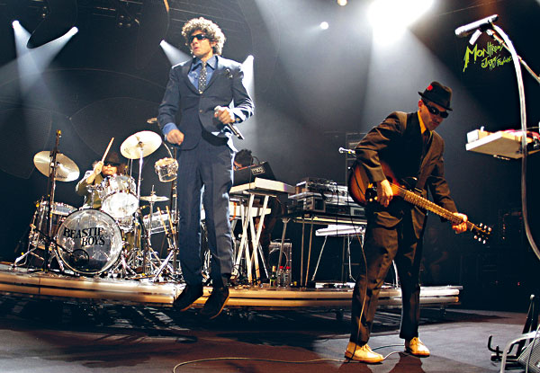 Fotografie: Rychle si užít, než bude konec. - Autor: Profimedia.cz, http://www.profimedia.cz