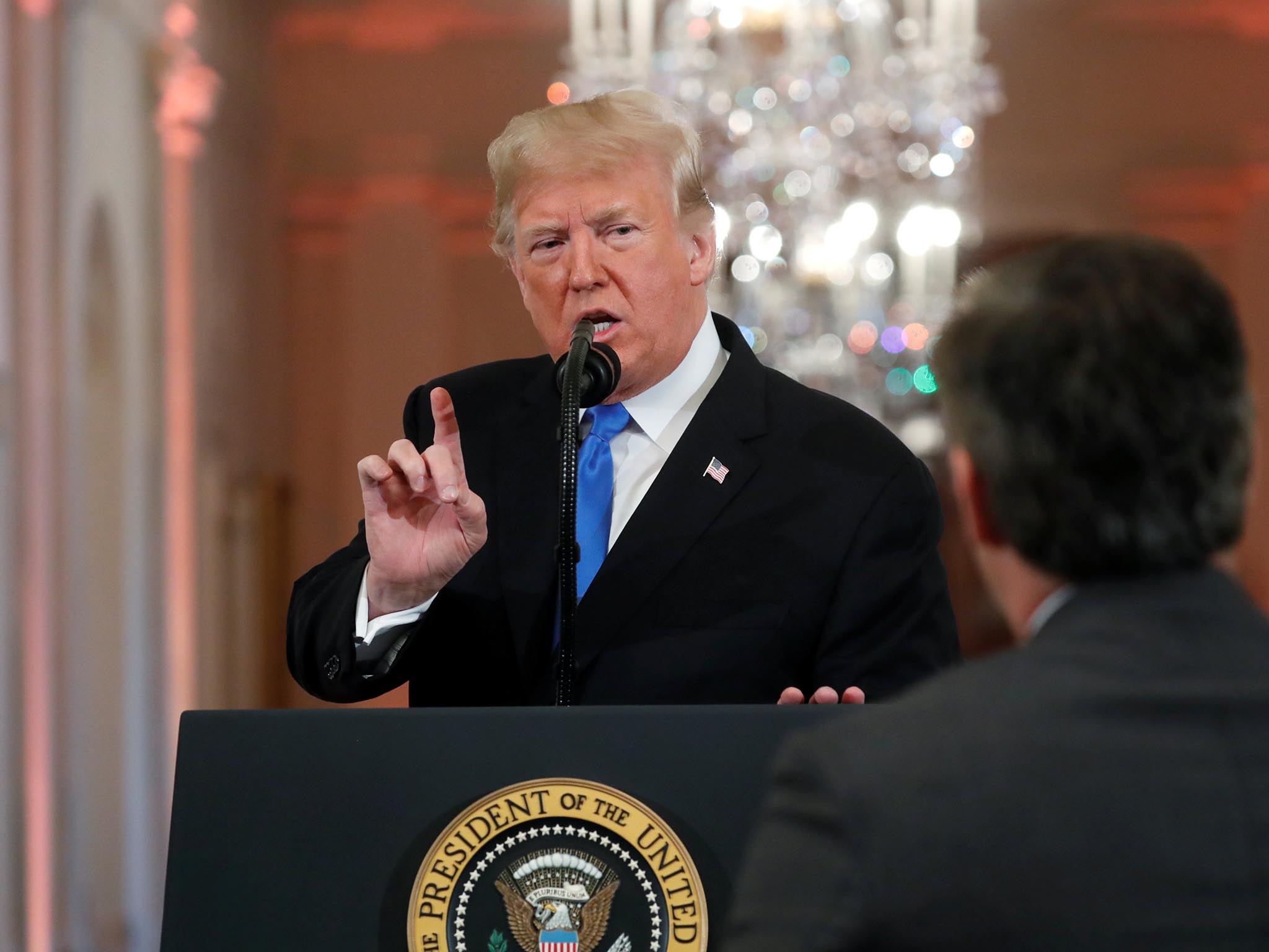 Americký prezident na tiskové konferenci v Bílém domě
