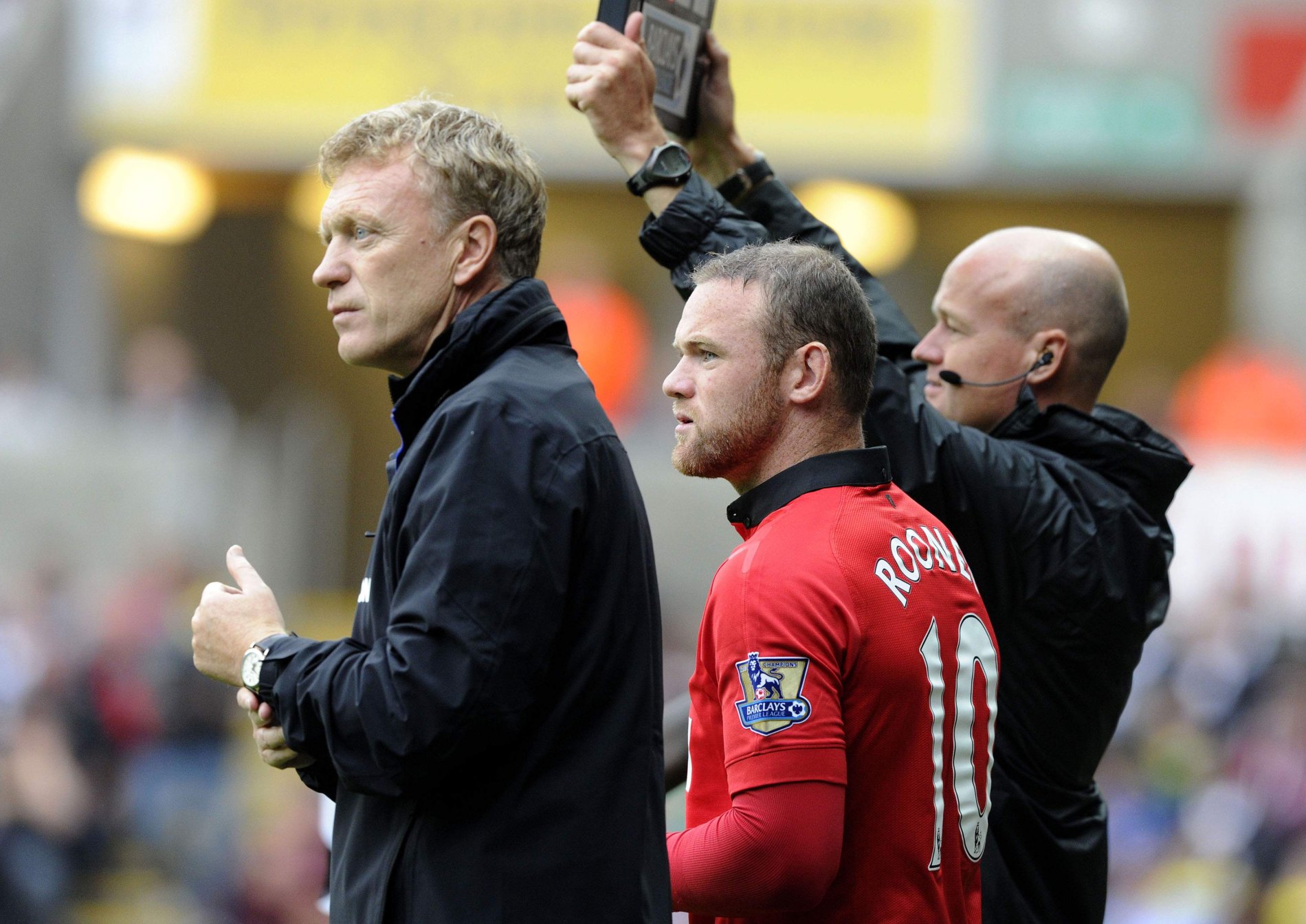 Rooney nastupuje ze střídačky