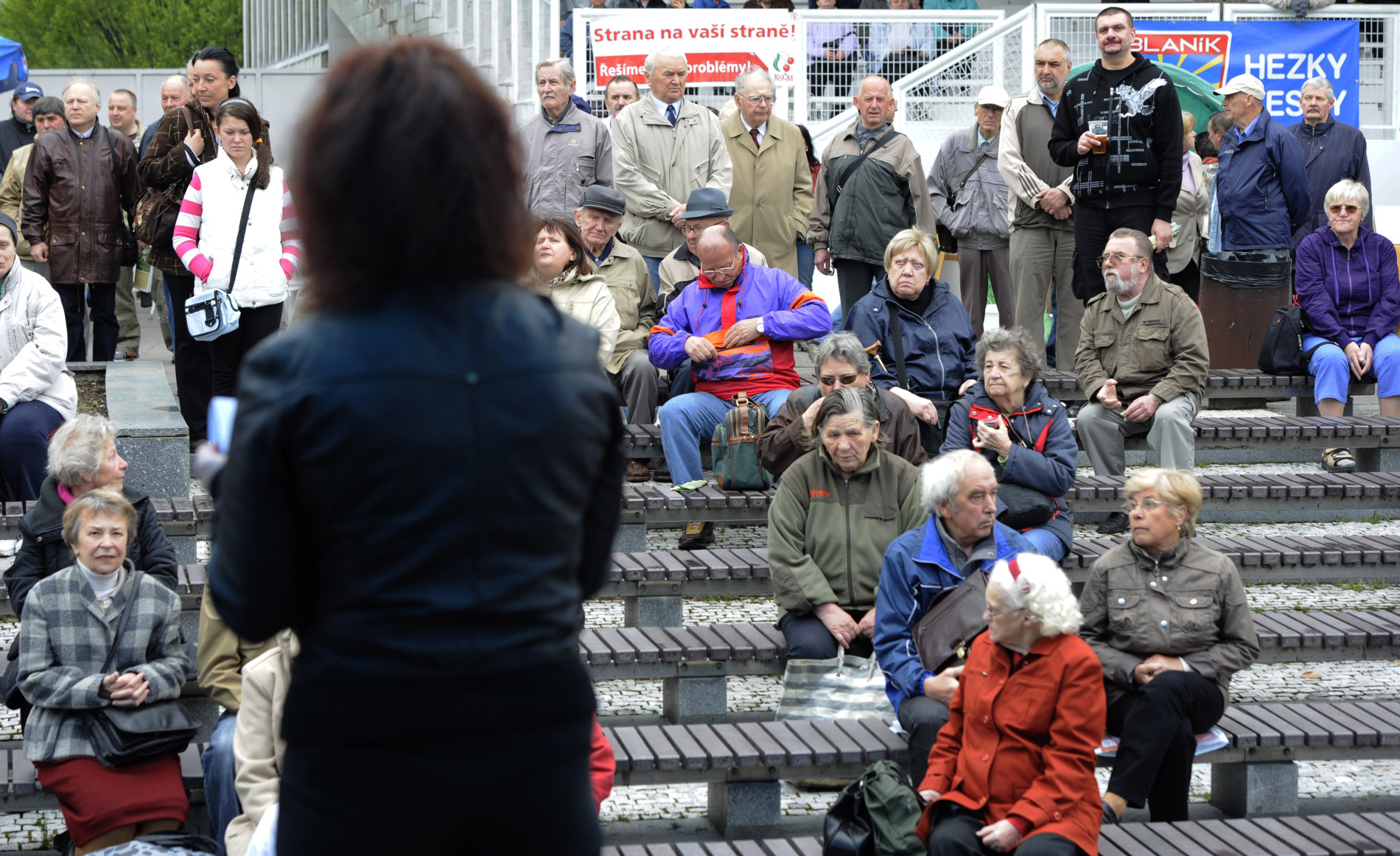 Setkání komunistů zahájila Marta Semelová