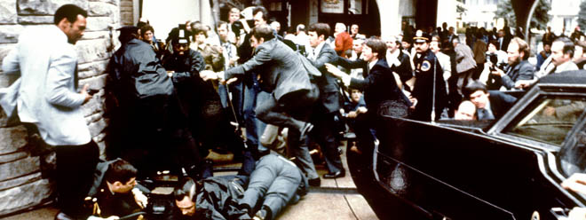 Patnáct minut slávy atentátníka John Hinckley
