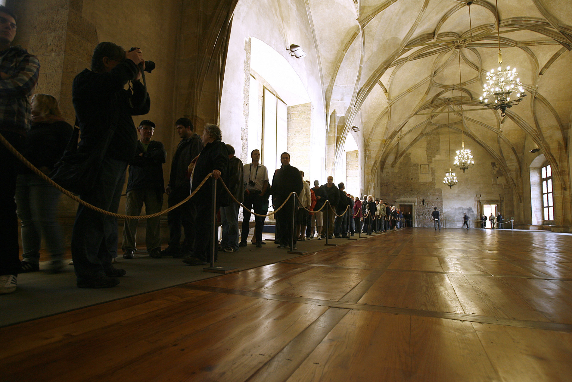 Výstava bude otevřena od pátku do 19. května denně od 09:00 do 18:00.