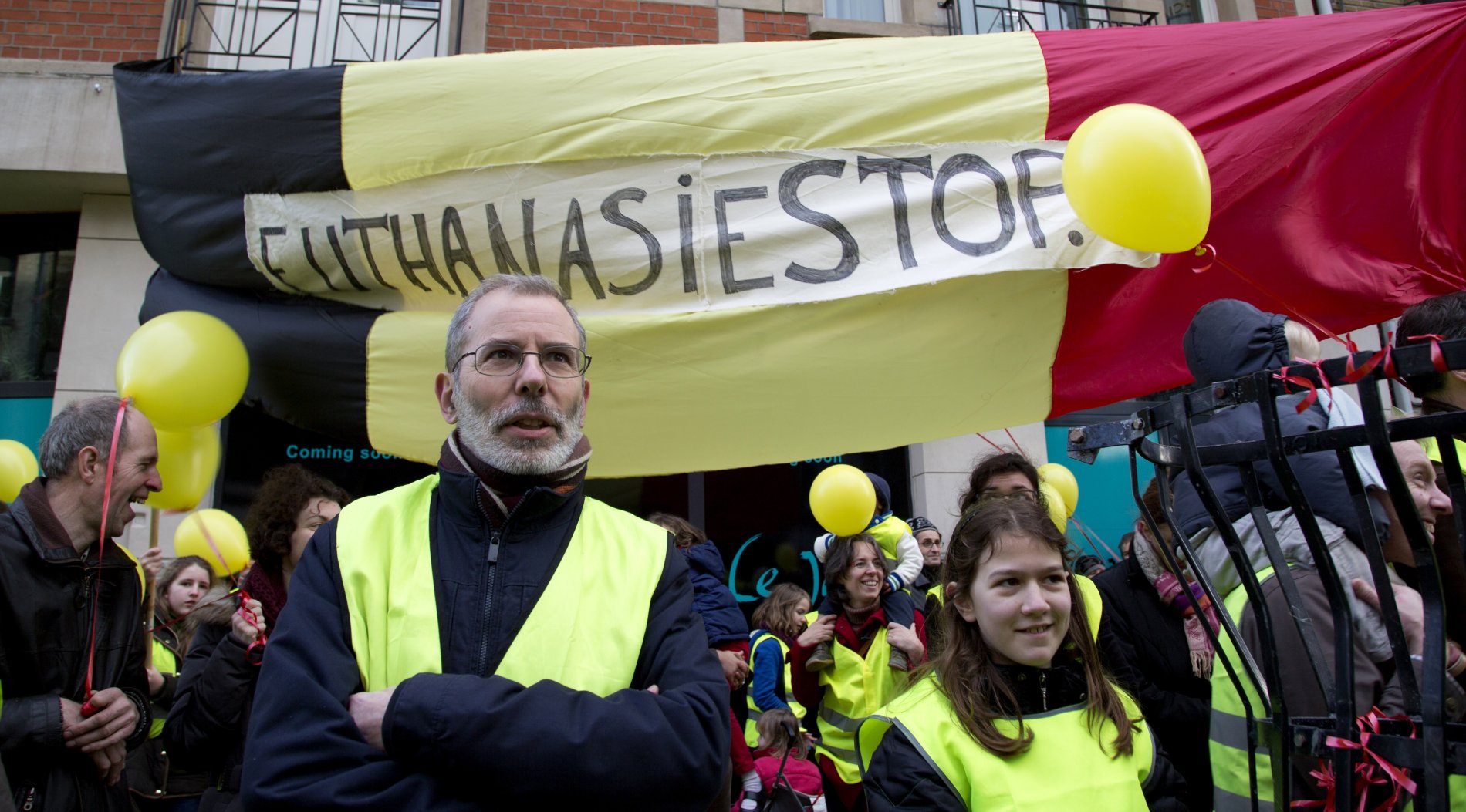 Protesty proti zrušení věkové hranice u eutanazie v Belgii; ilustrační foto