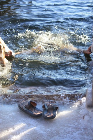 Cold Plunge for the Homeless in Moscow