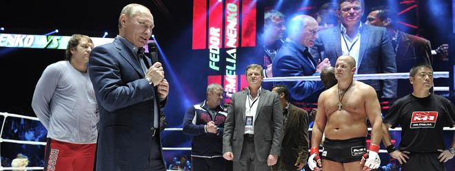 Chtěl si ohřát politickou polívčičku a místo toho slízl bučení (Vladimir Putin)