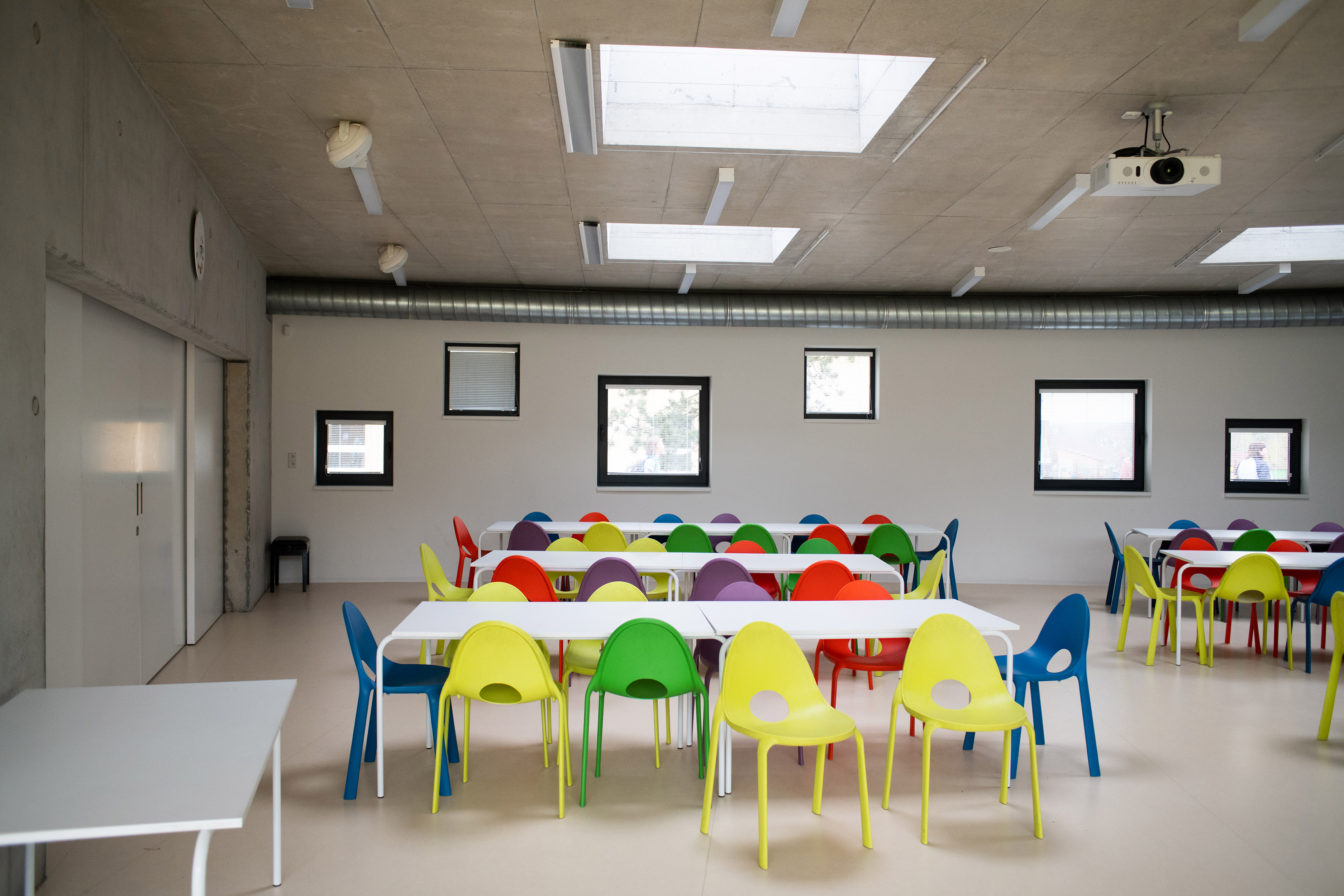 Rondel, pavilon základní školy, Líbeznice