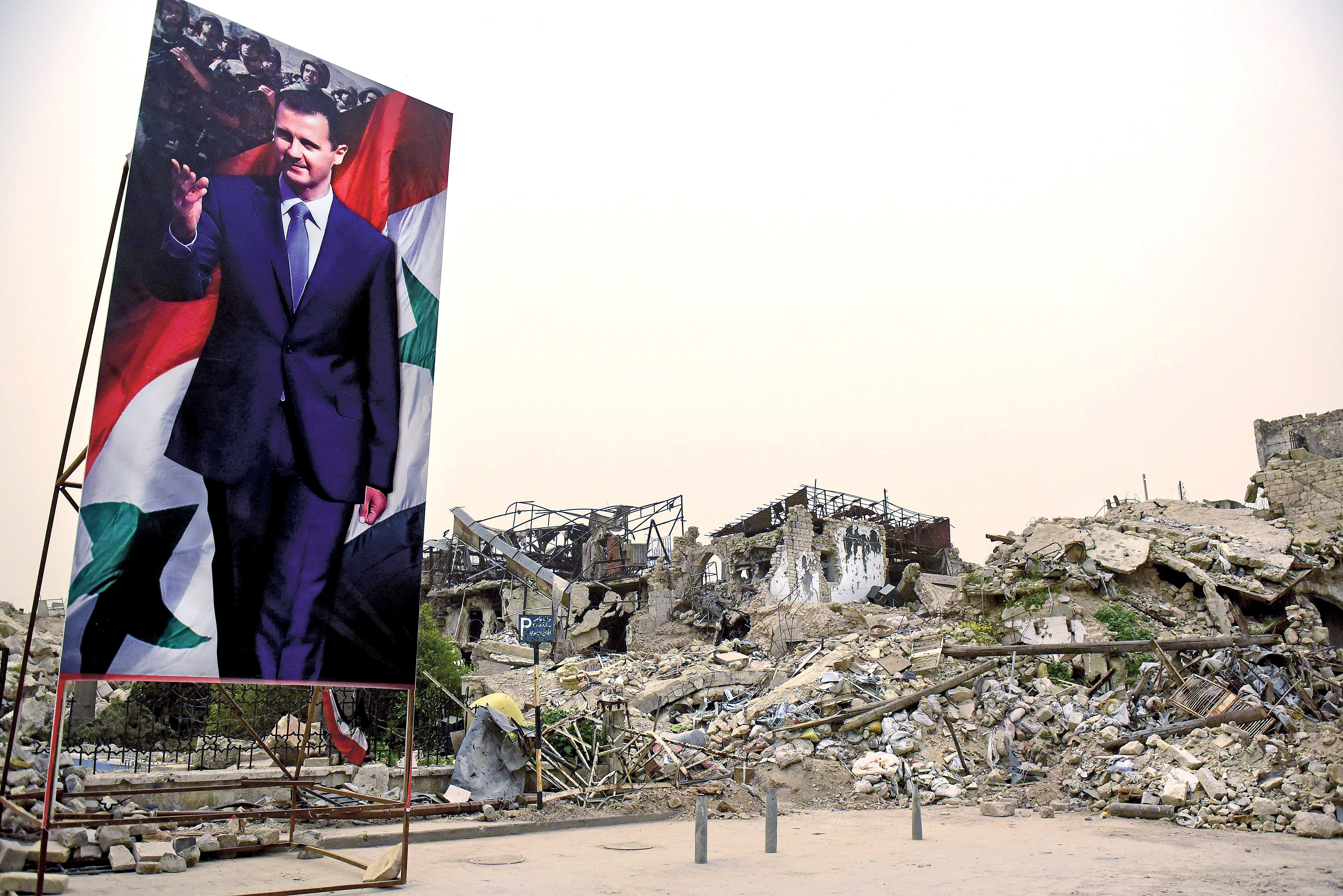 Na podzim 2016 síly Bašára Asada dobyly s pomocí ruských
bomb východní Aleppo