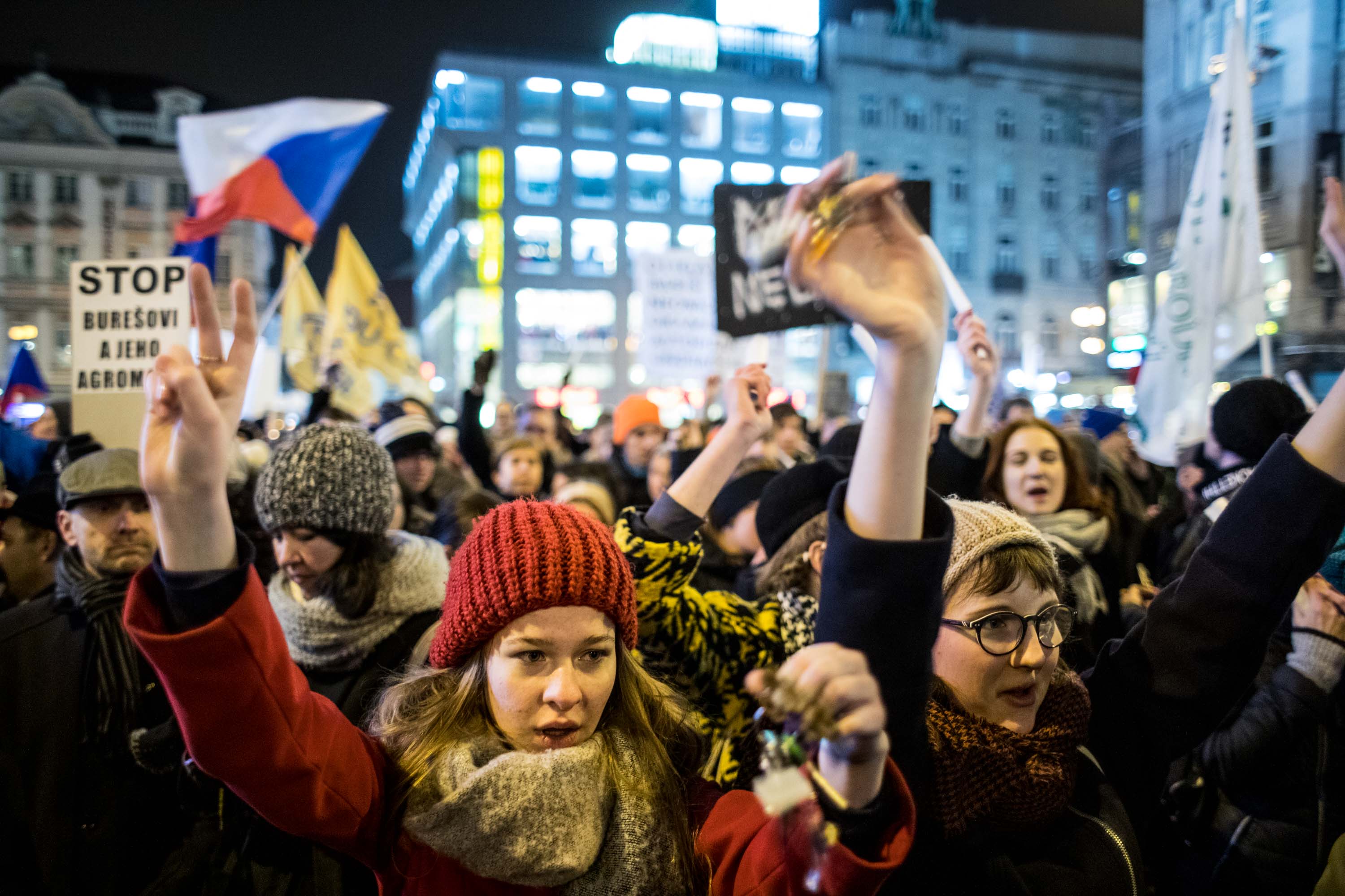 Demonstrace proti nástupu komunisty Zdeňka Ondráčka do čela komise kontrolující GIBS, březen 2018