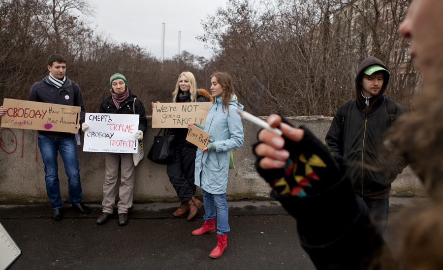 Propusťte Pussy Riot