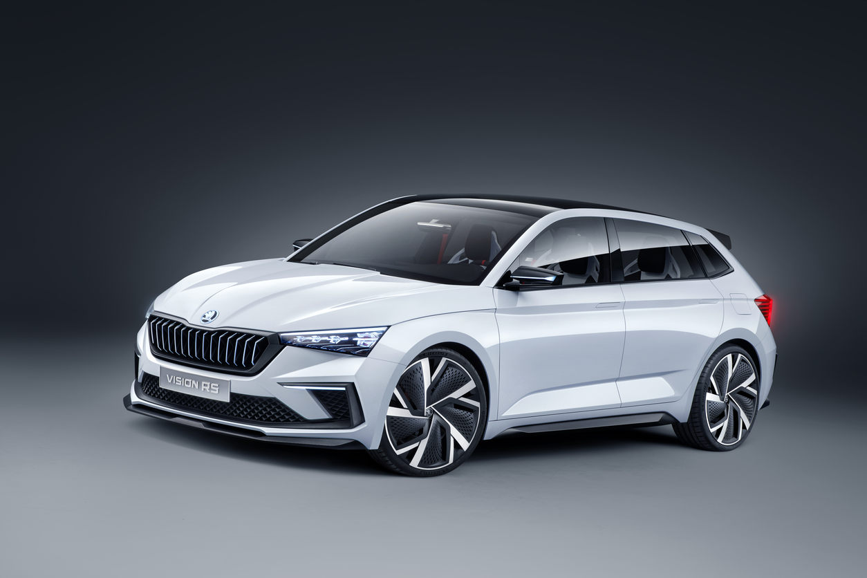 Tvary nové Scaly předznamenává koncept Vision RS, který byl představen na pařížském autosalonu