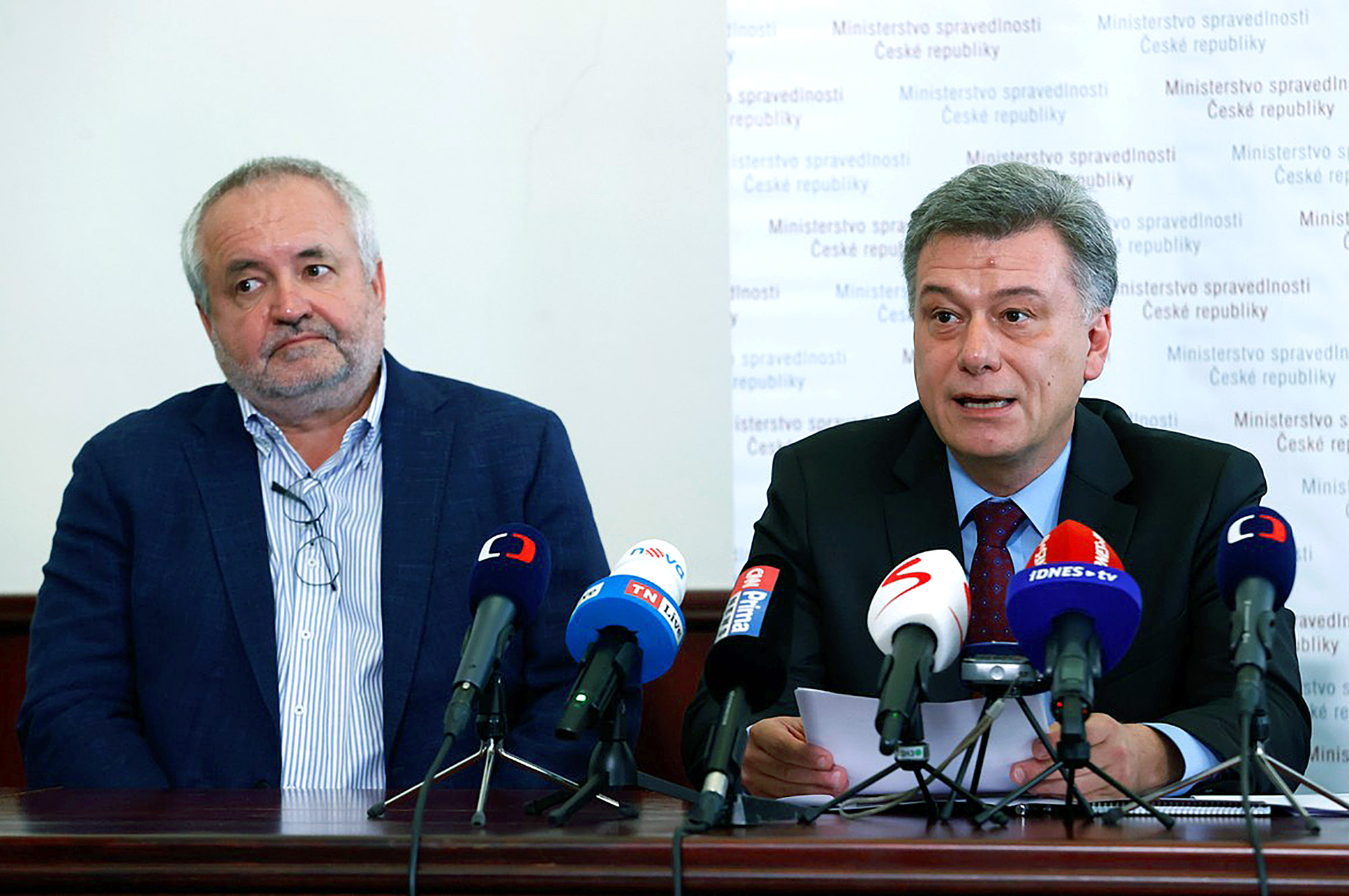 Briefing ministra spravedlnosti a prezidenta Soudcovské unie po společném jednání. Na snímku Libor Vávra a Pavel Blažek