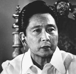 Jeden z prvních diktátorů svržených lidmi, Ferdinand Marcos st.