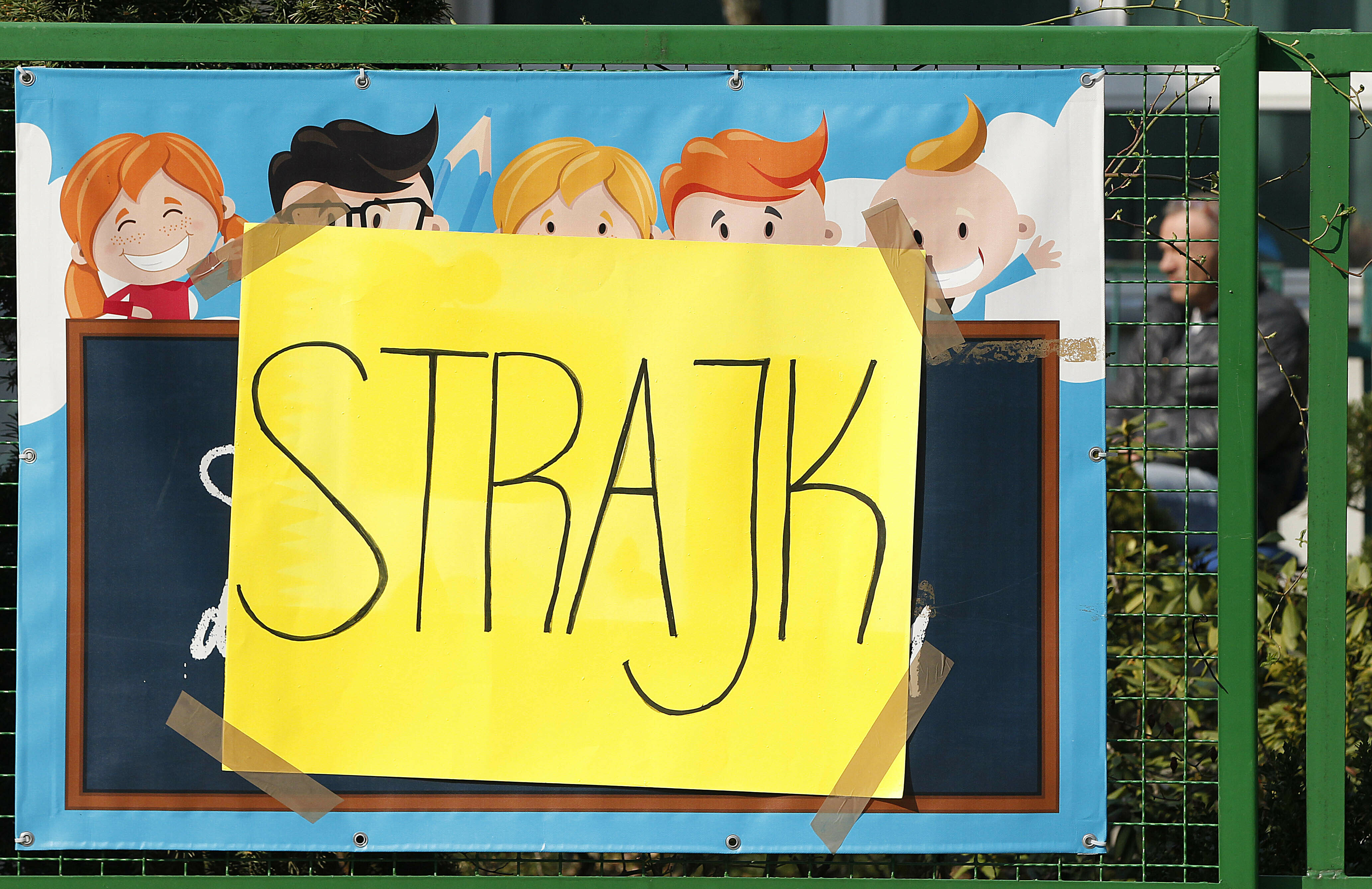 Učitelé v Polsku stávkují