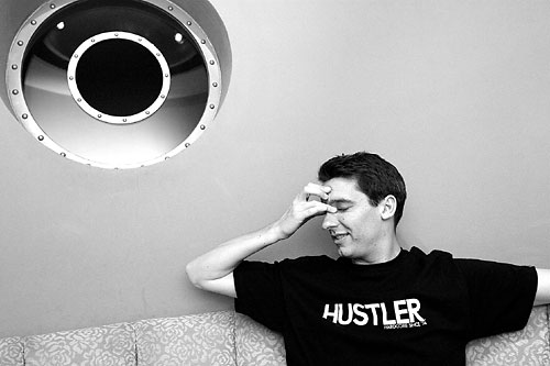 Fotografie: James Brabazon. Foto Gunter Bartoš