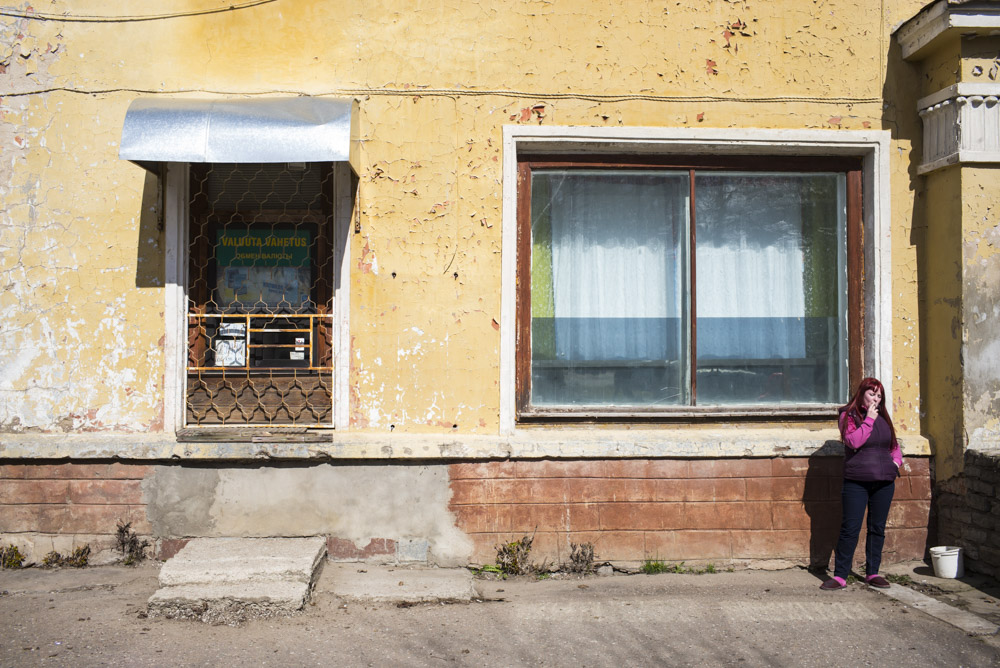 Směnárna u hranice s Ruskem, Narva, Estonsko, duben, 2015