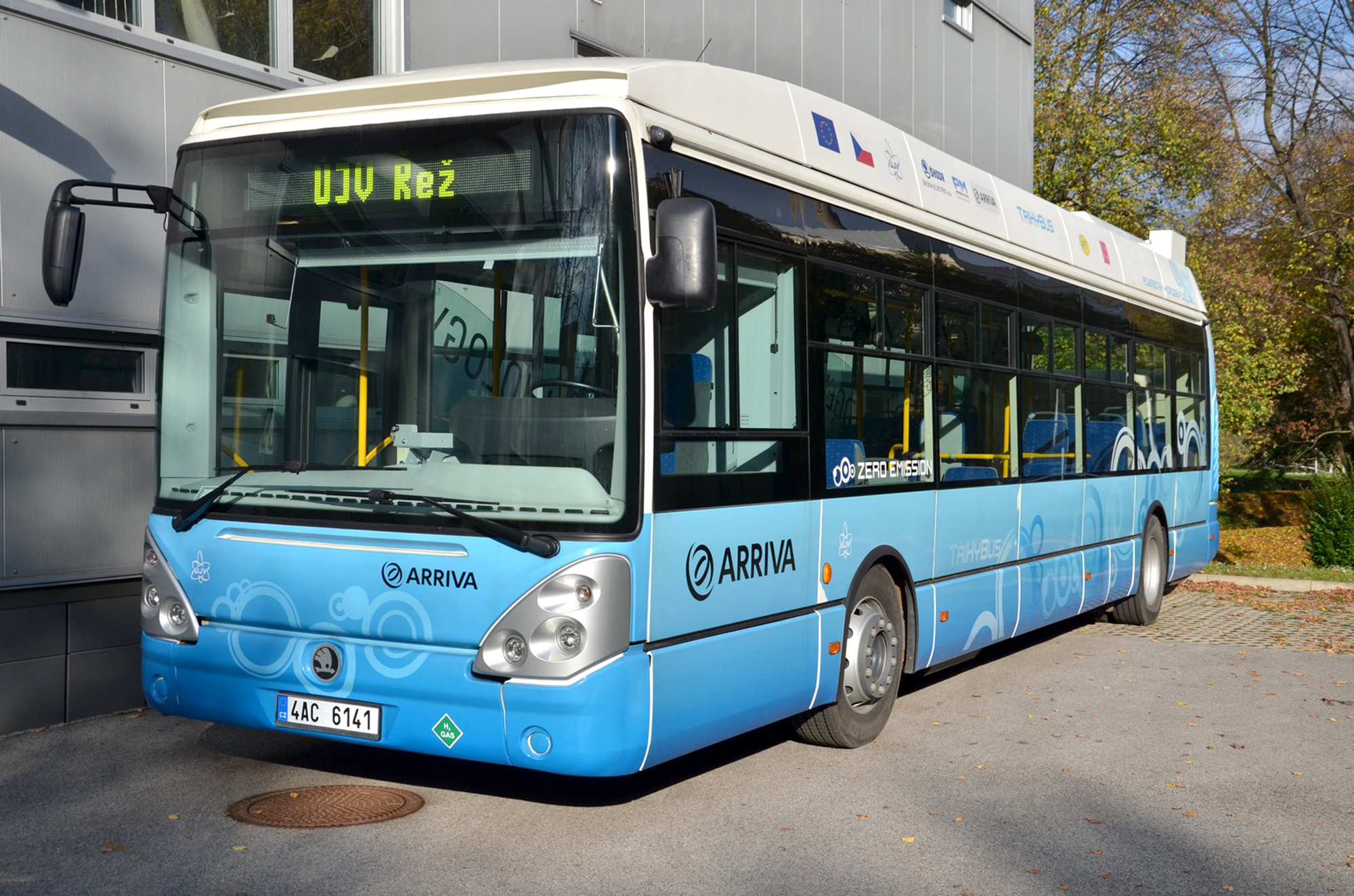 Vodíkový autobus v Řeži