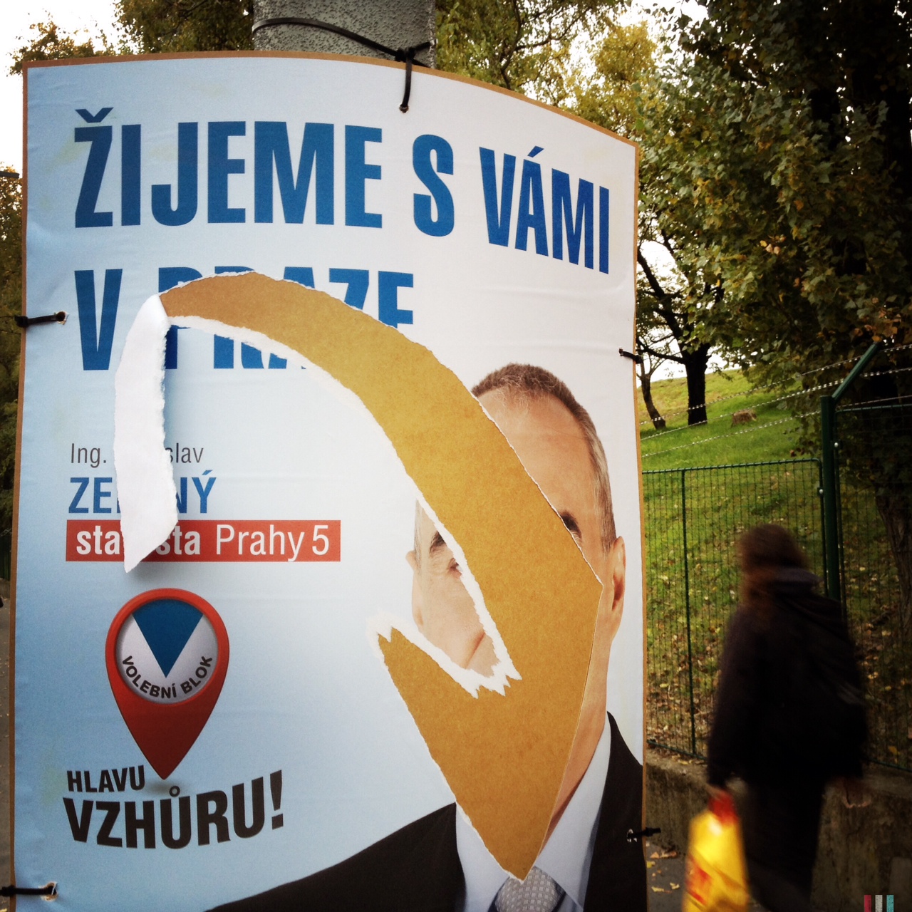 Hlavu vzhůru