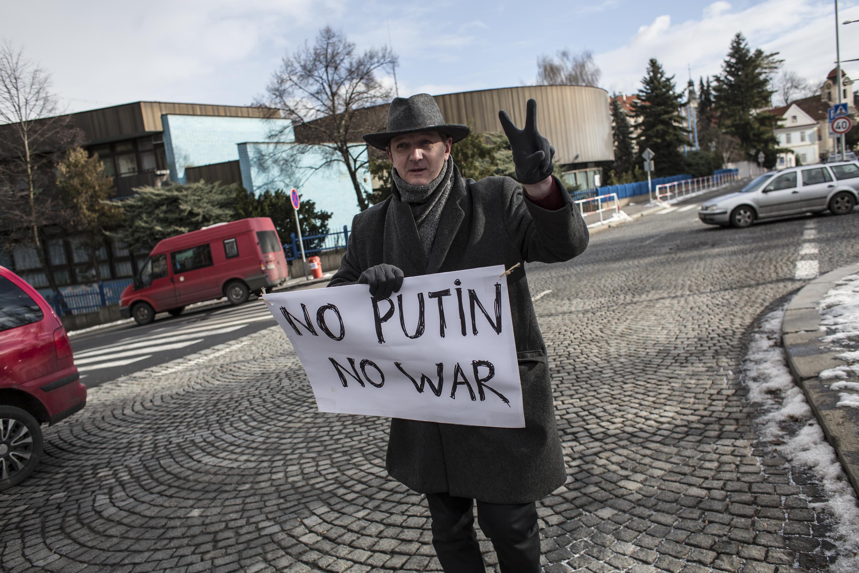 Pochod pro Aleppo v Praze.