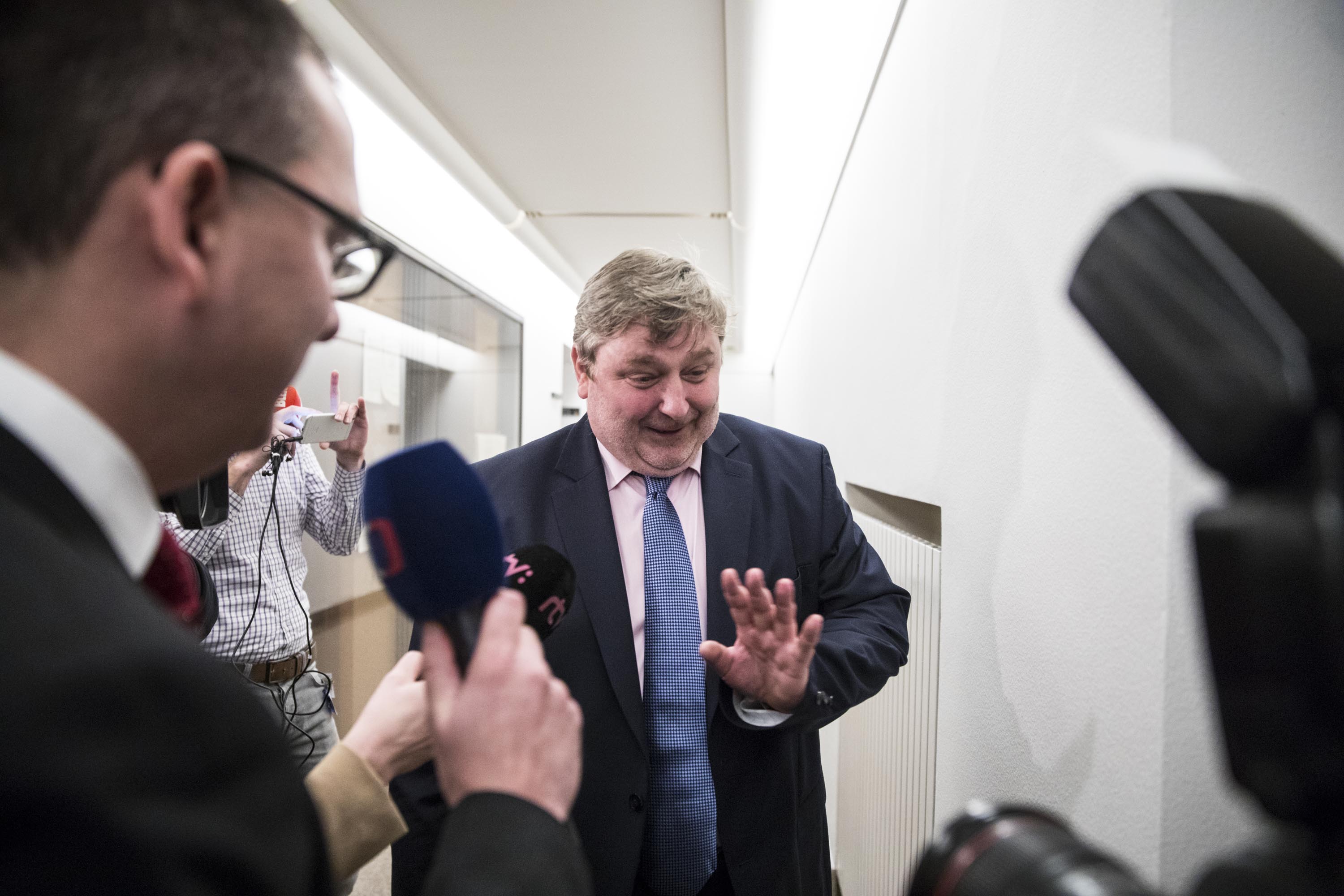 Milan Feranec (ANO) přichází na jednání mandátového a imunitího výboru sněmovny.