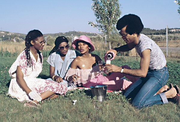 Fotografie: Tak ještě počasí a jdeme do vysílání. (Boney M) - Autor: Profimedia.cz, http://www.profimedia.cz