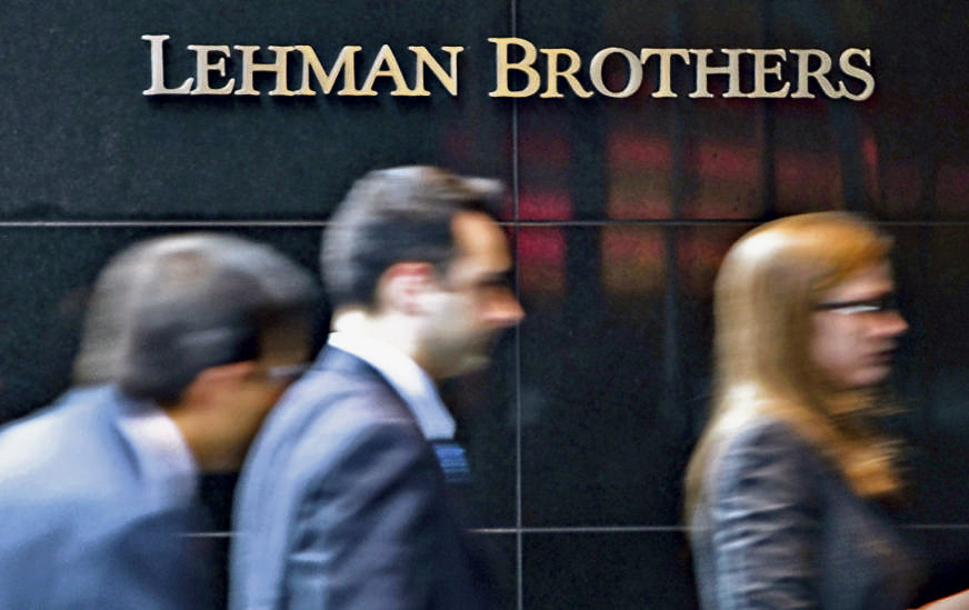 Lehman Brothers - kdysi čtvrtá největší investiční banka v USA - v září 2008 zbankrotovala. Osudnou se jí staly riskantní obchody s cennými papíry.