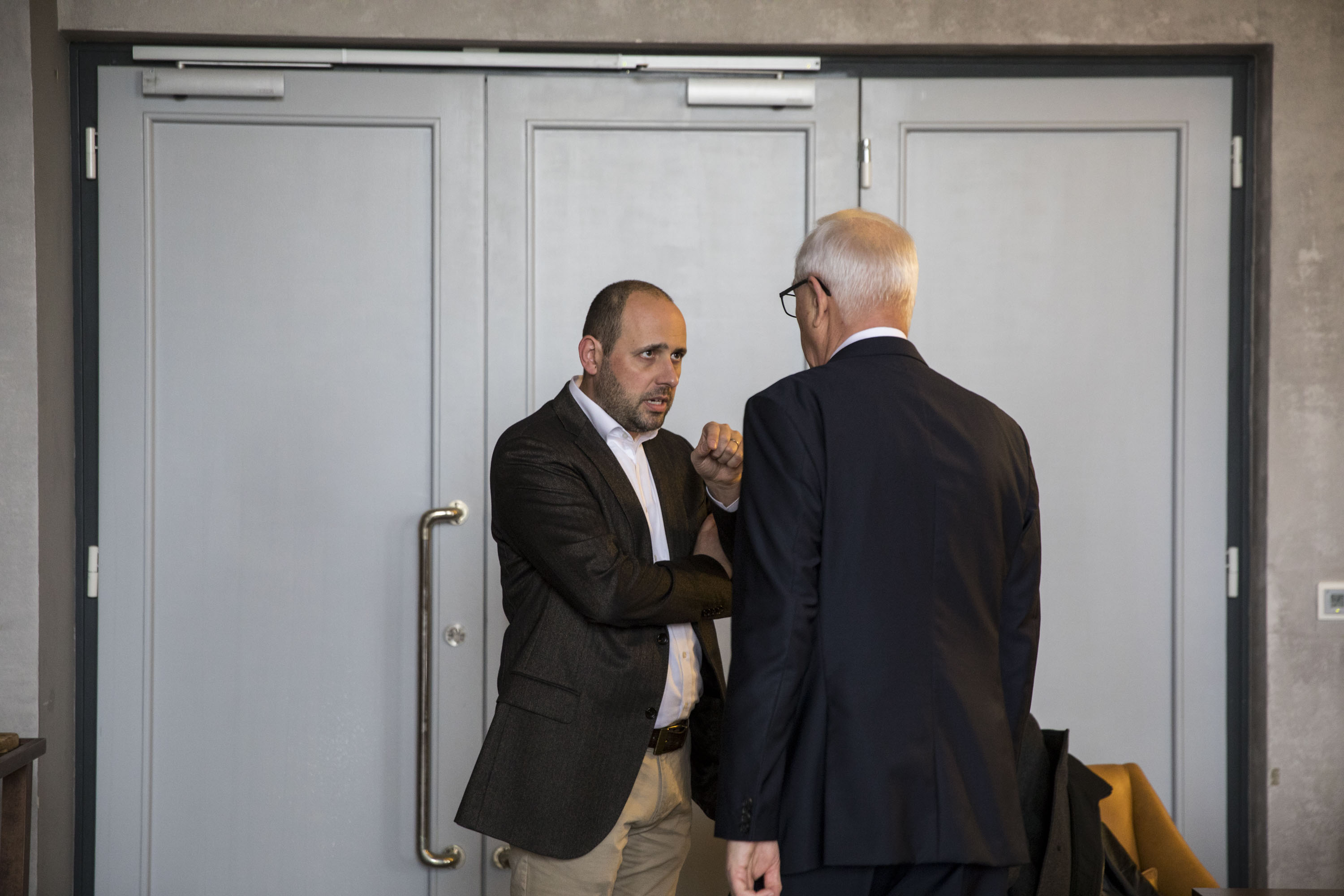 Jakub Kleindienst a Jiří Drahoš před tiskovou konferencí v Mánesu. 8.1. 2018