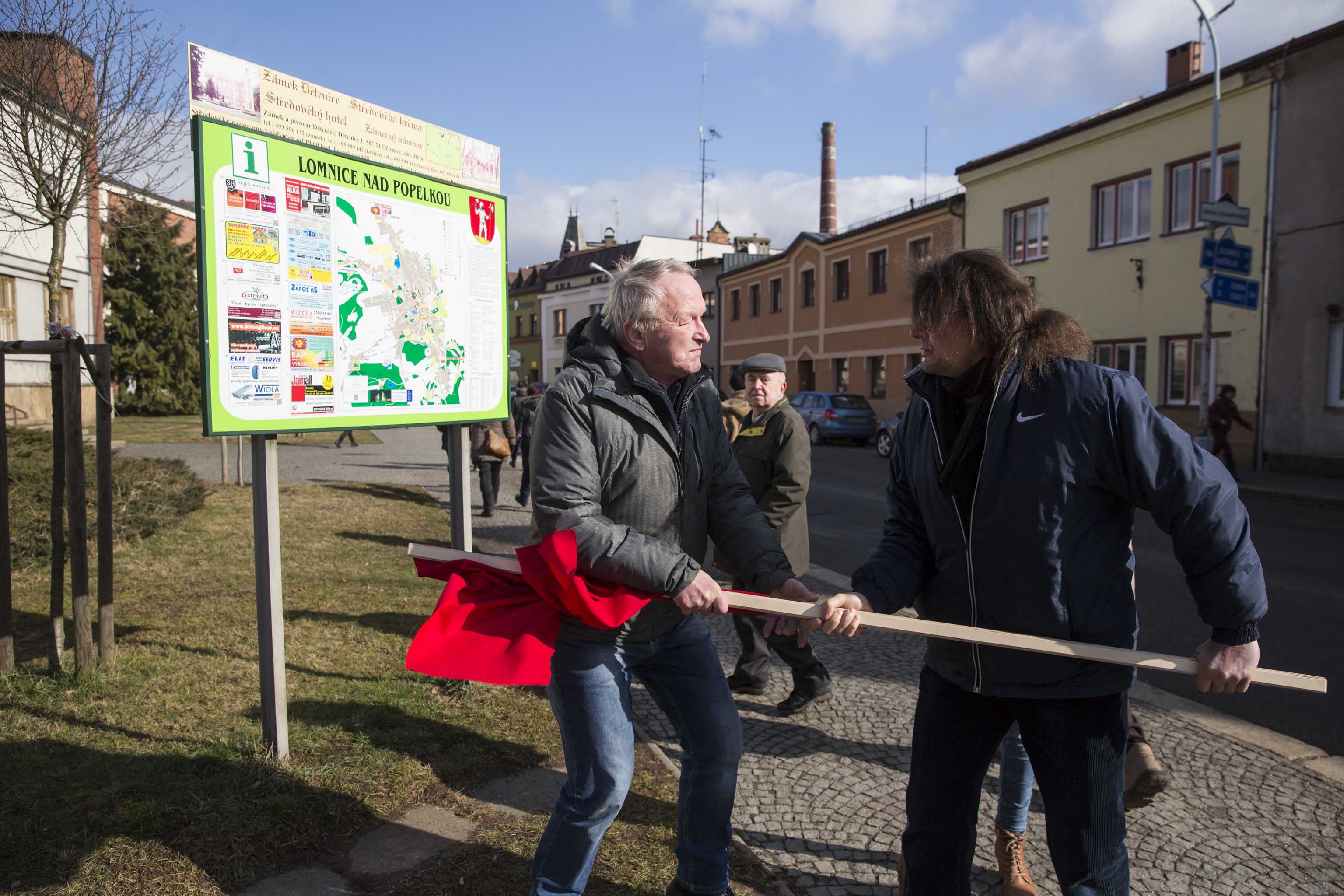 Zemanovi stoupenci se snaží nesouhlas ihned potlačit