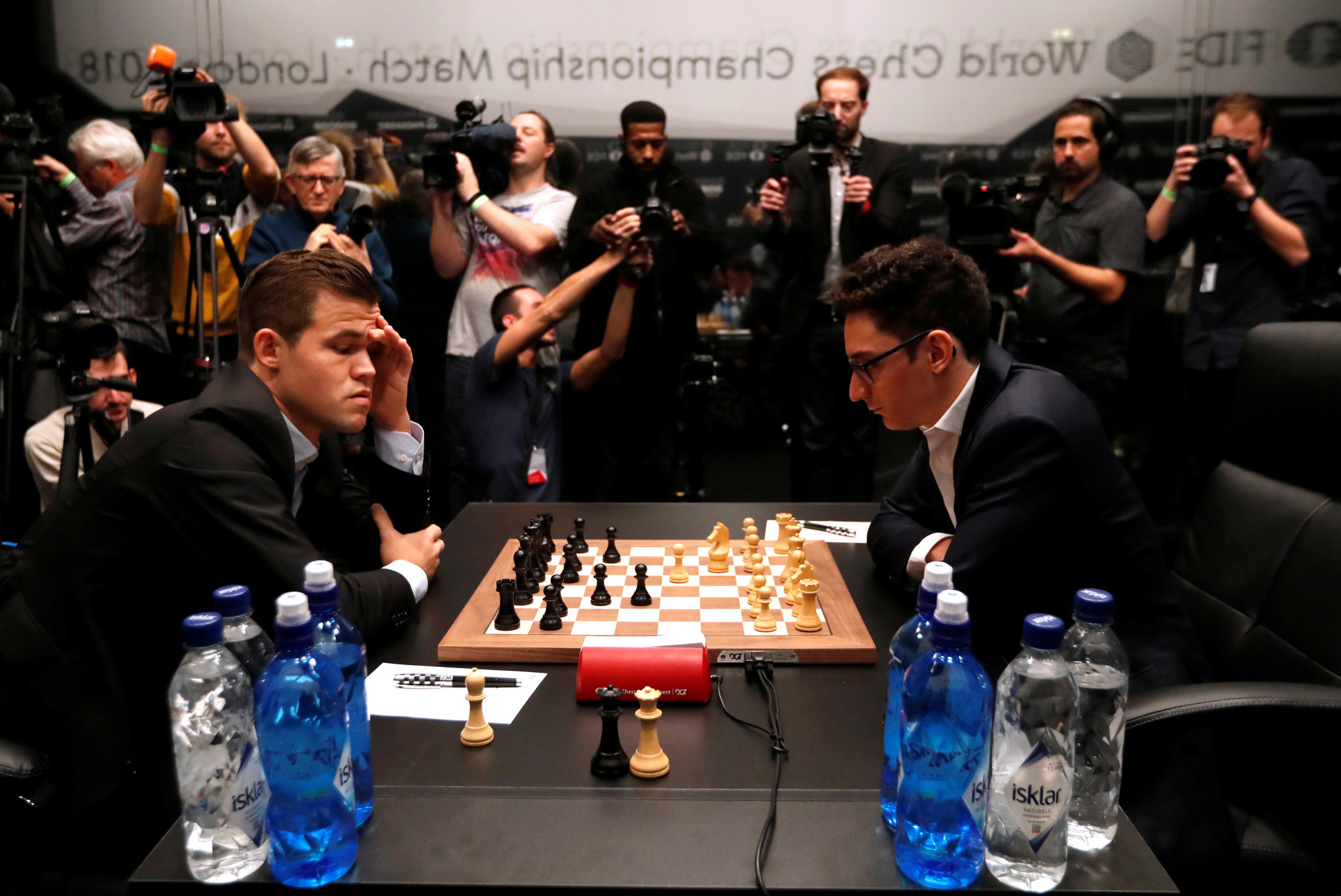 Magnus Carlsen a Fabiano Caruana 
