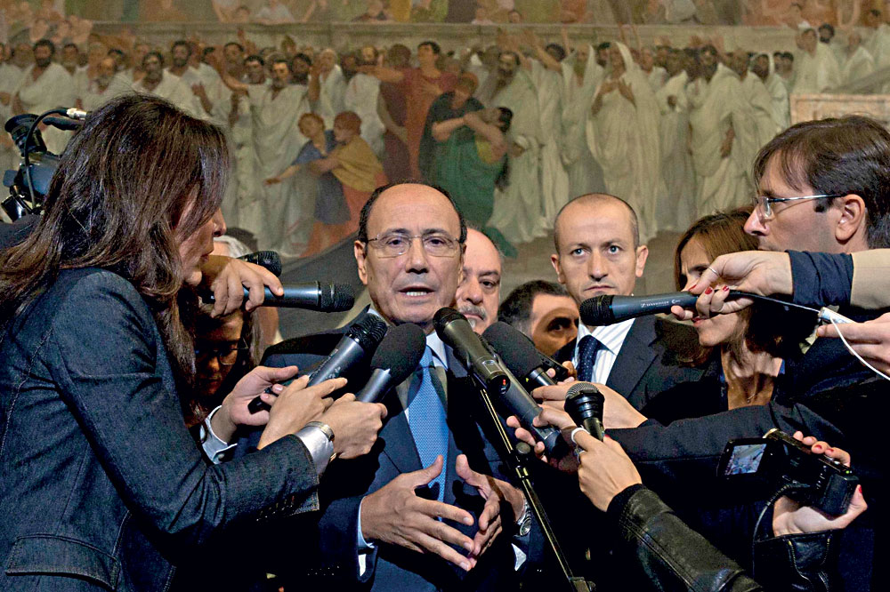 12 Addio Silvio profimedia