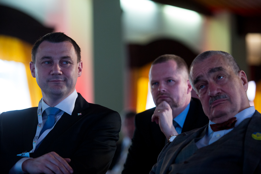 snem Starostove a Nezavisli