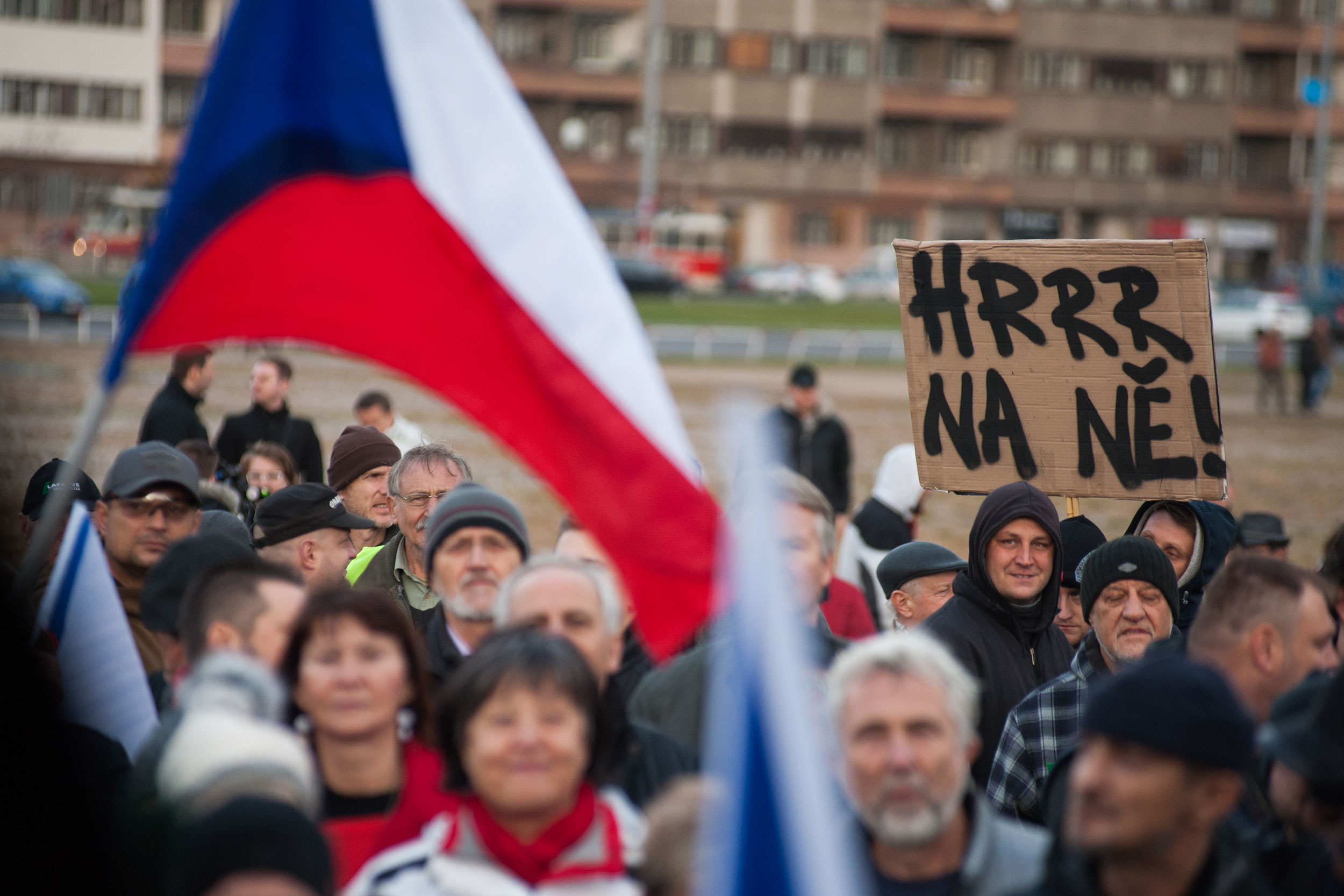 17.11.2016, nacionalisti a zemanovci na Letné