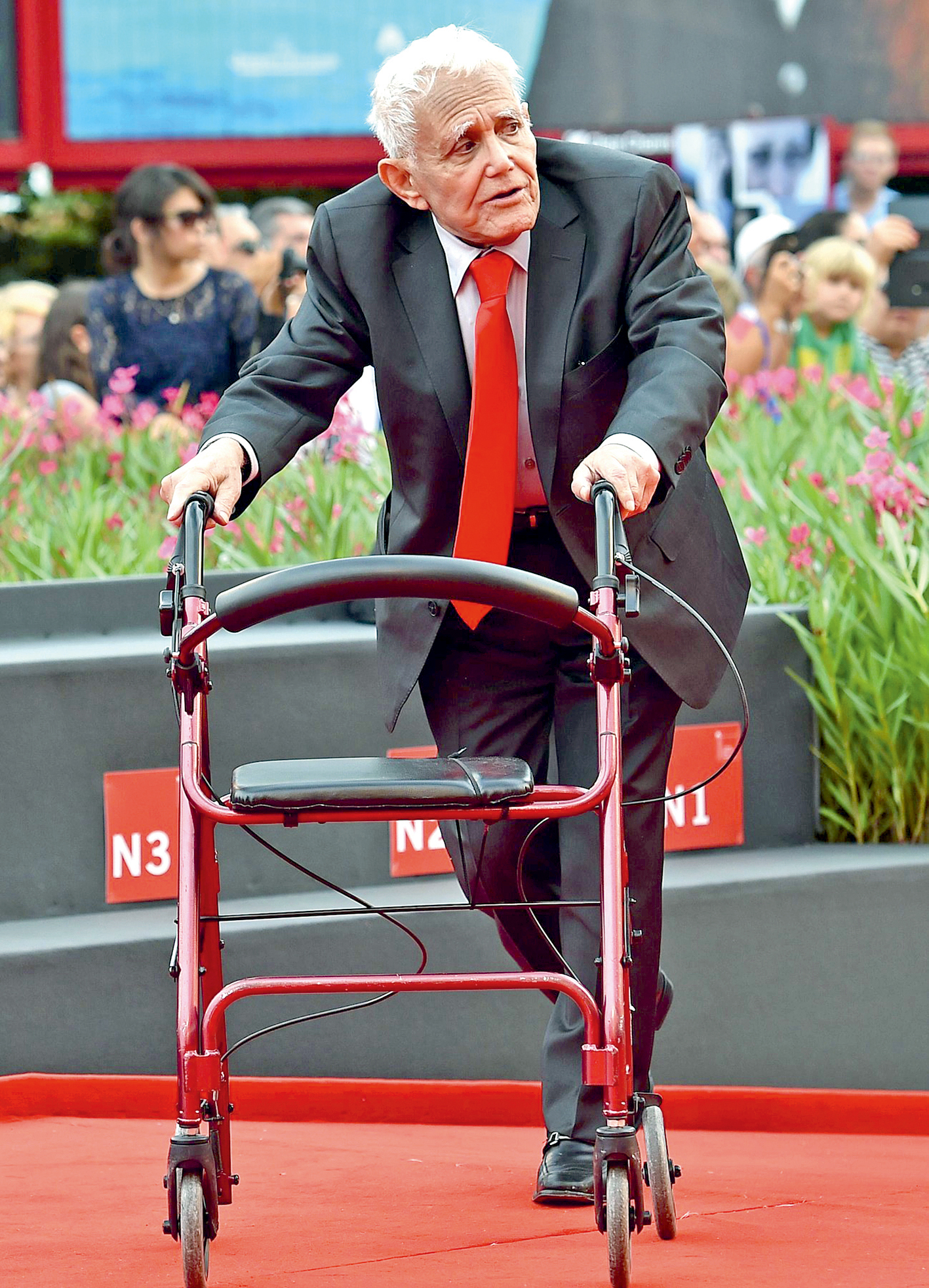 Mardik Martin