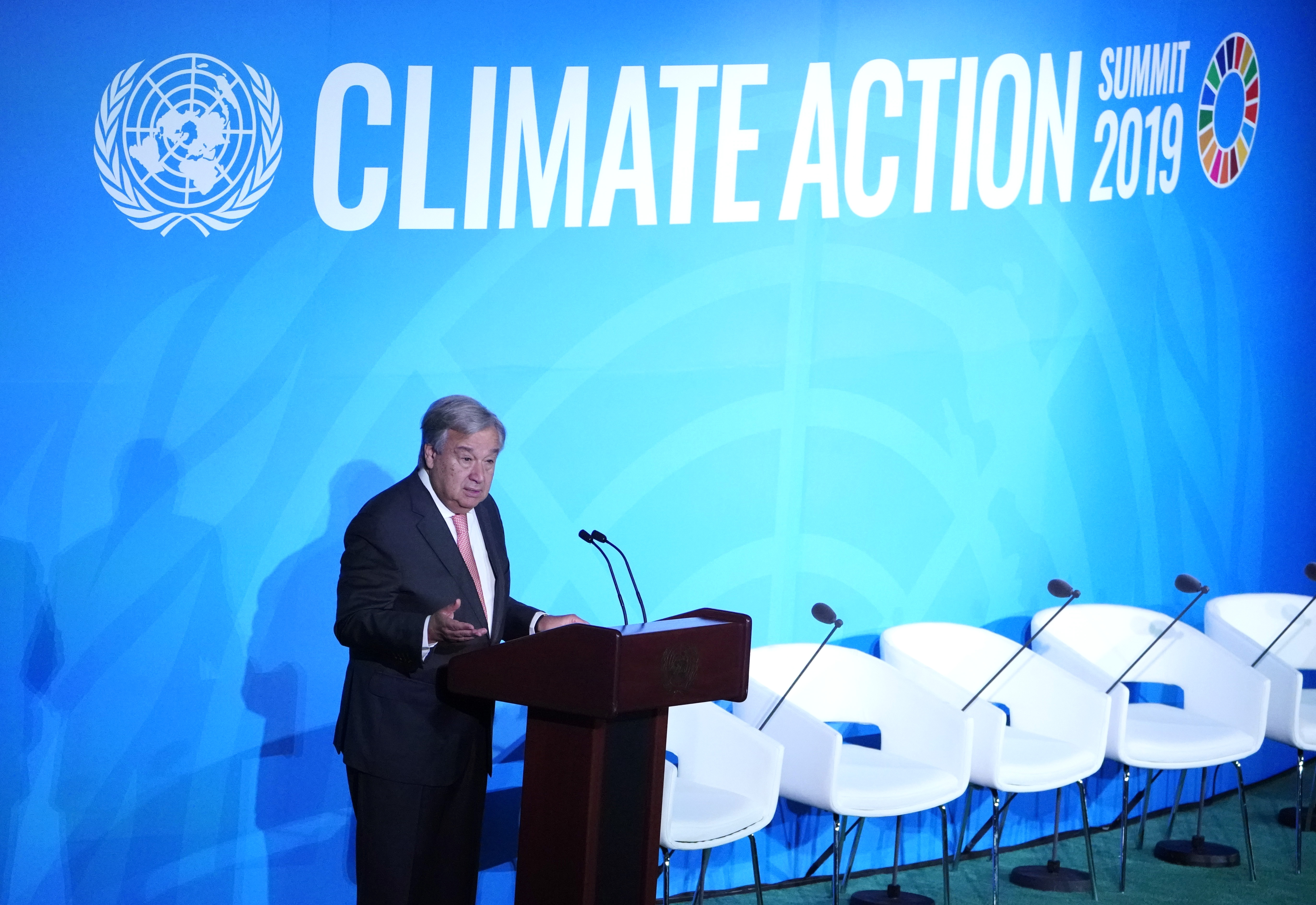 António Guterres zahajuje summit v sídle OSN