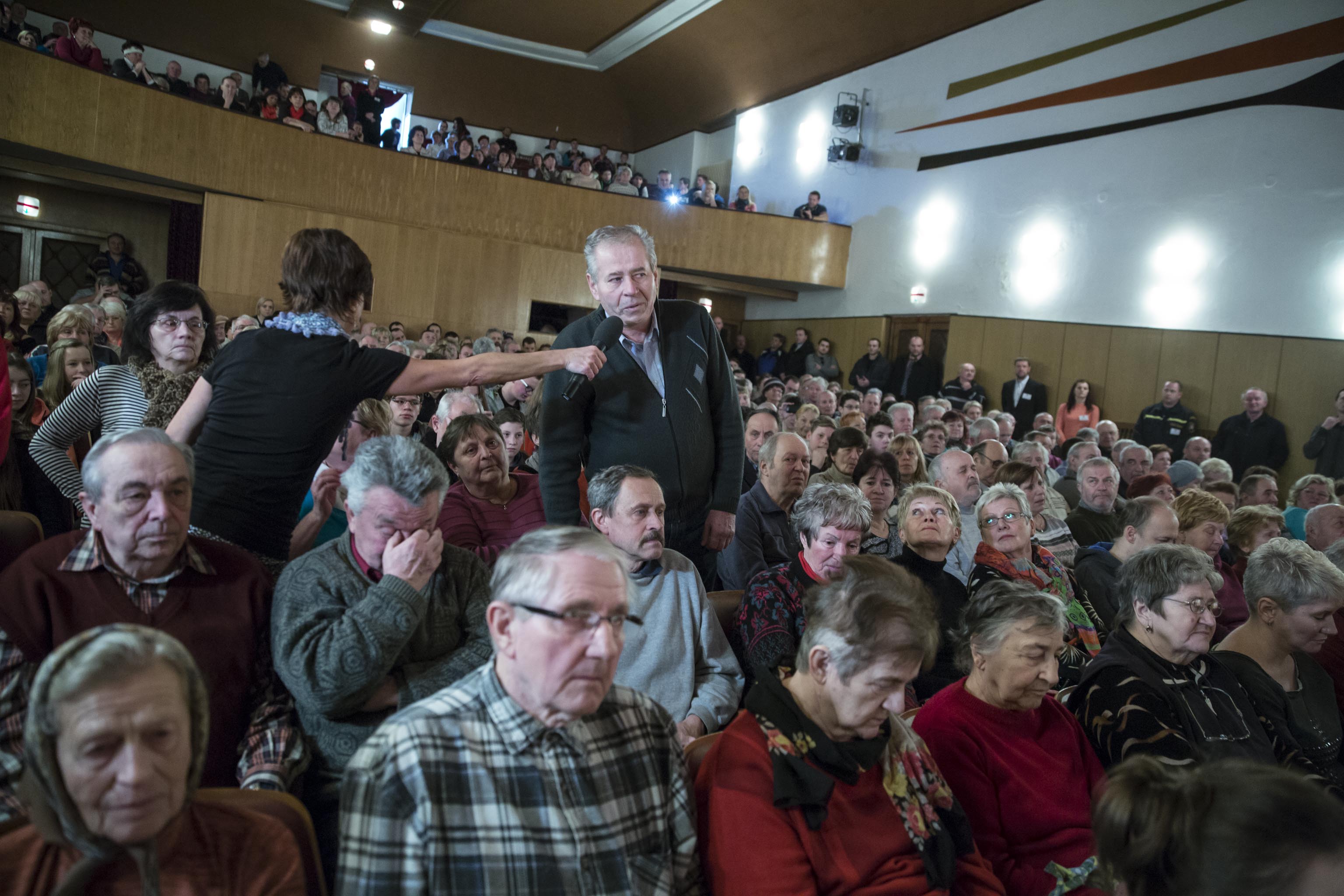 Setkání prezidenta s občany Lomnice nad Popelkou během třetího dne návštěvy v Libereckém kraji