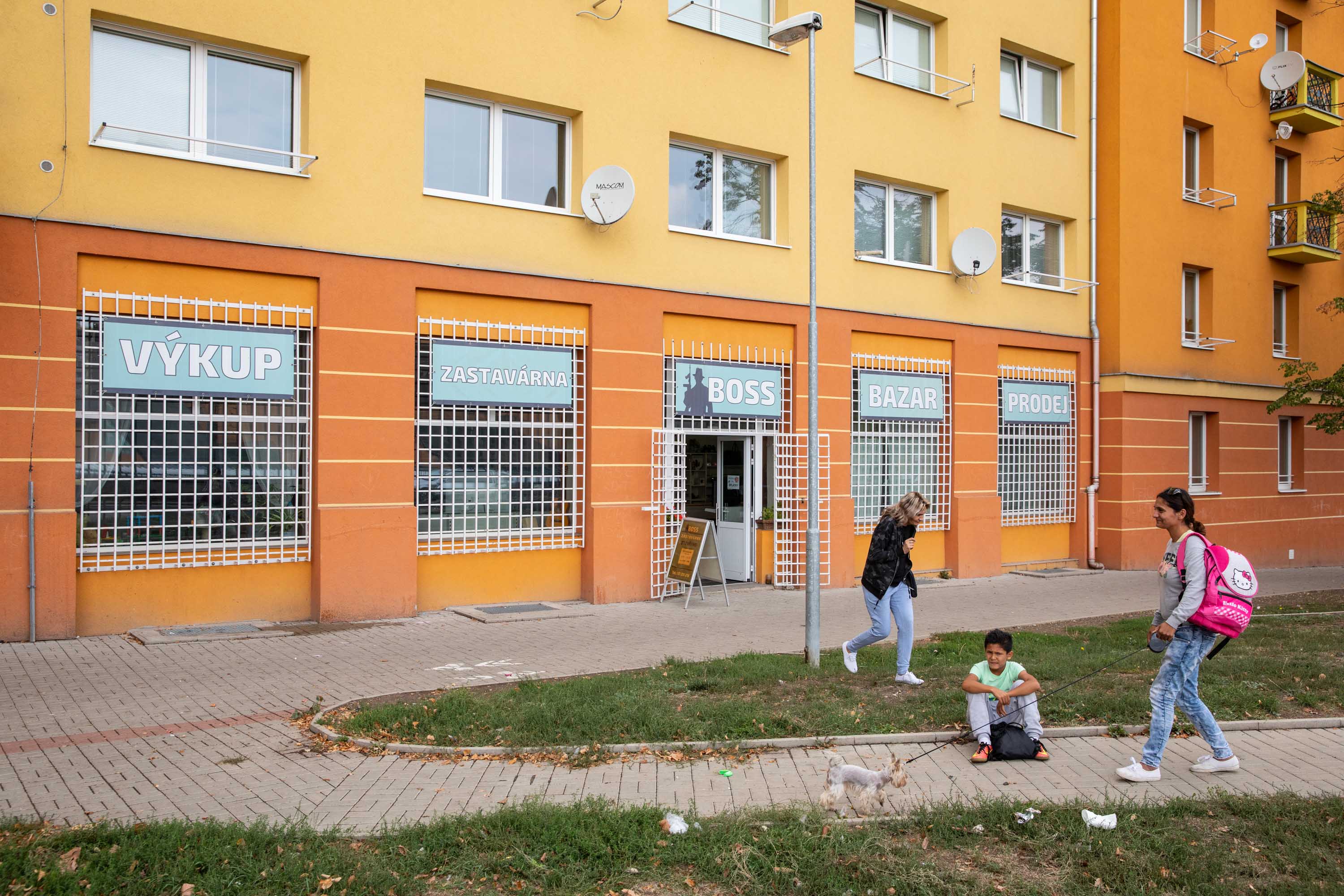 Jedna ze zastaváren ve spodní části třídy Budovatelů